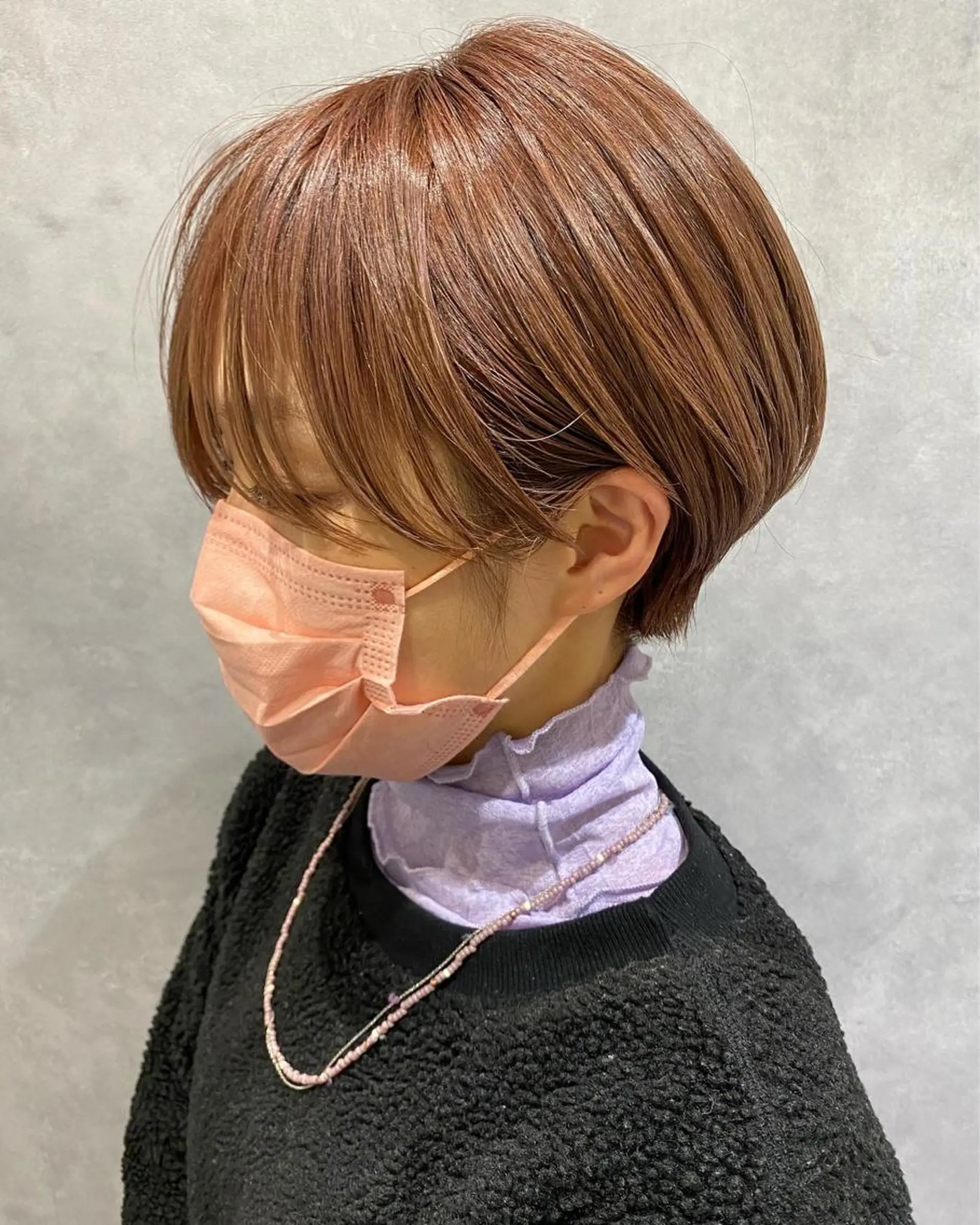 ショート カラー ハイトーンカラー ショートヘア うざバング ショートヘアはお任せ 冨樫真未のヘアスタイル