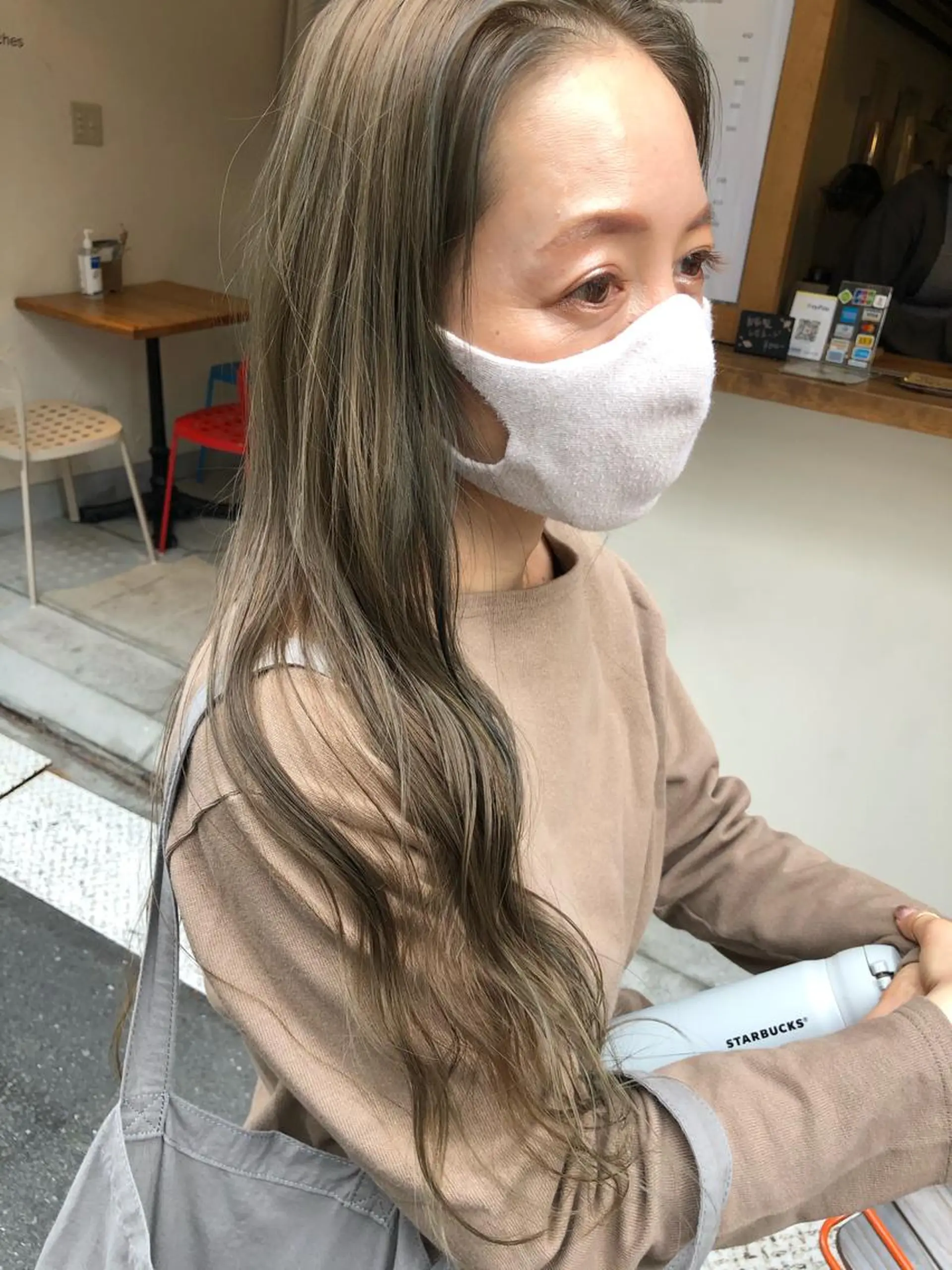 ロング カラー アッシュ ベージュカラー ミント luve heart's And Be  minamisemba所属・脇坂 佳世の眉毛・アイブロウイメージ