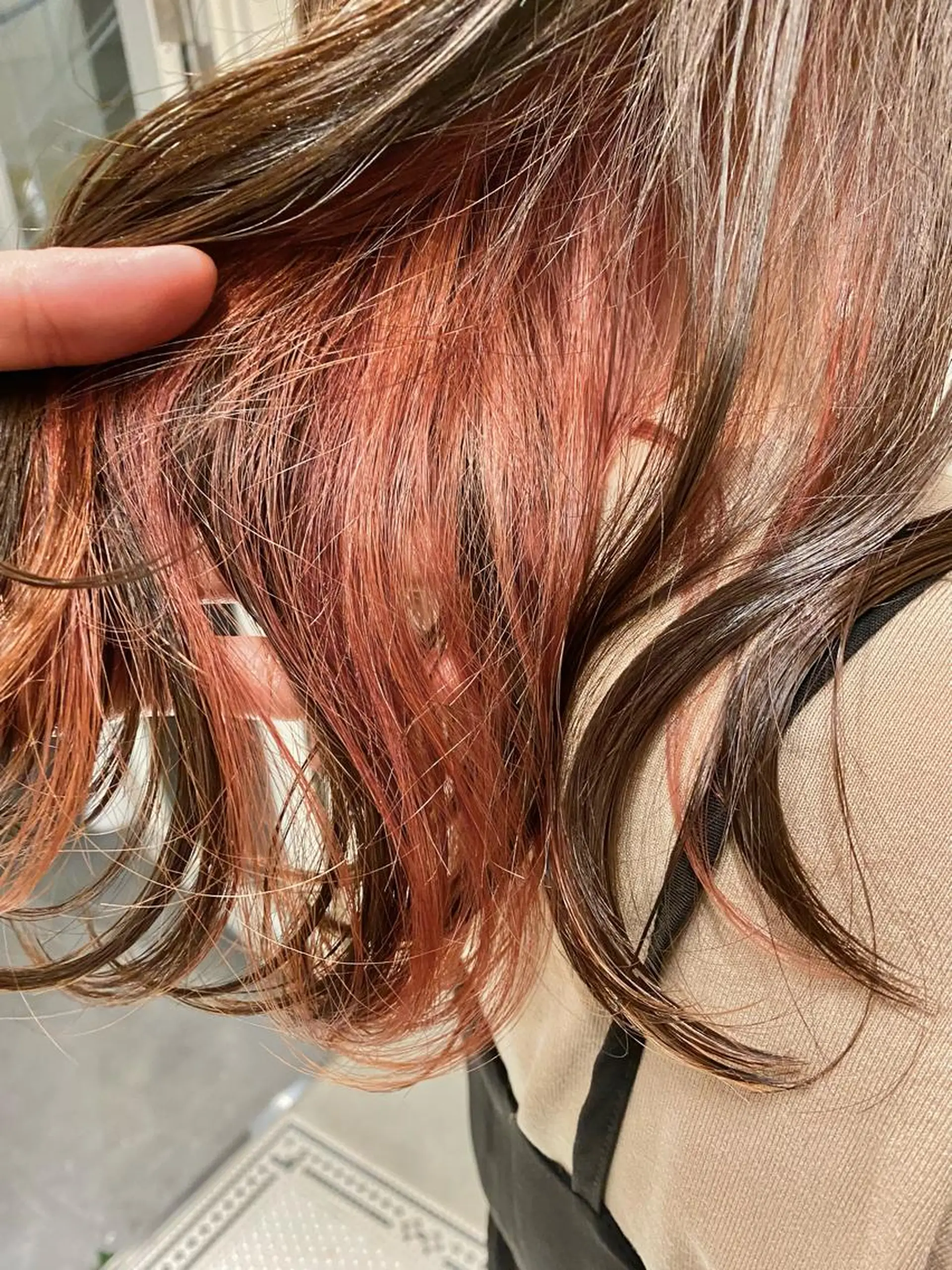 セミロング カラー ダブルカラー イヤリングカラー インナーカラー オレンジ オレンジピンク ❄️中川 慎之介❄️のヘアスタイル