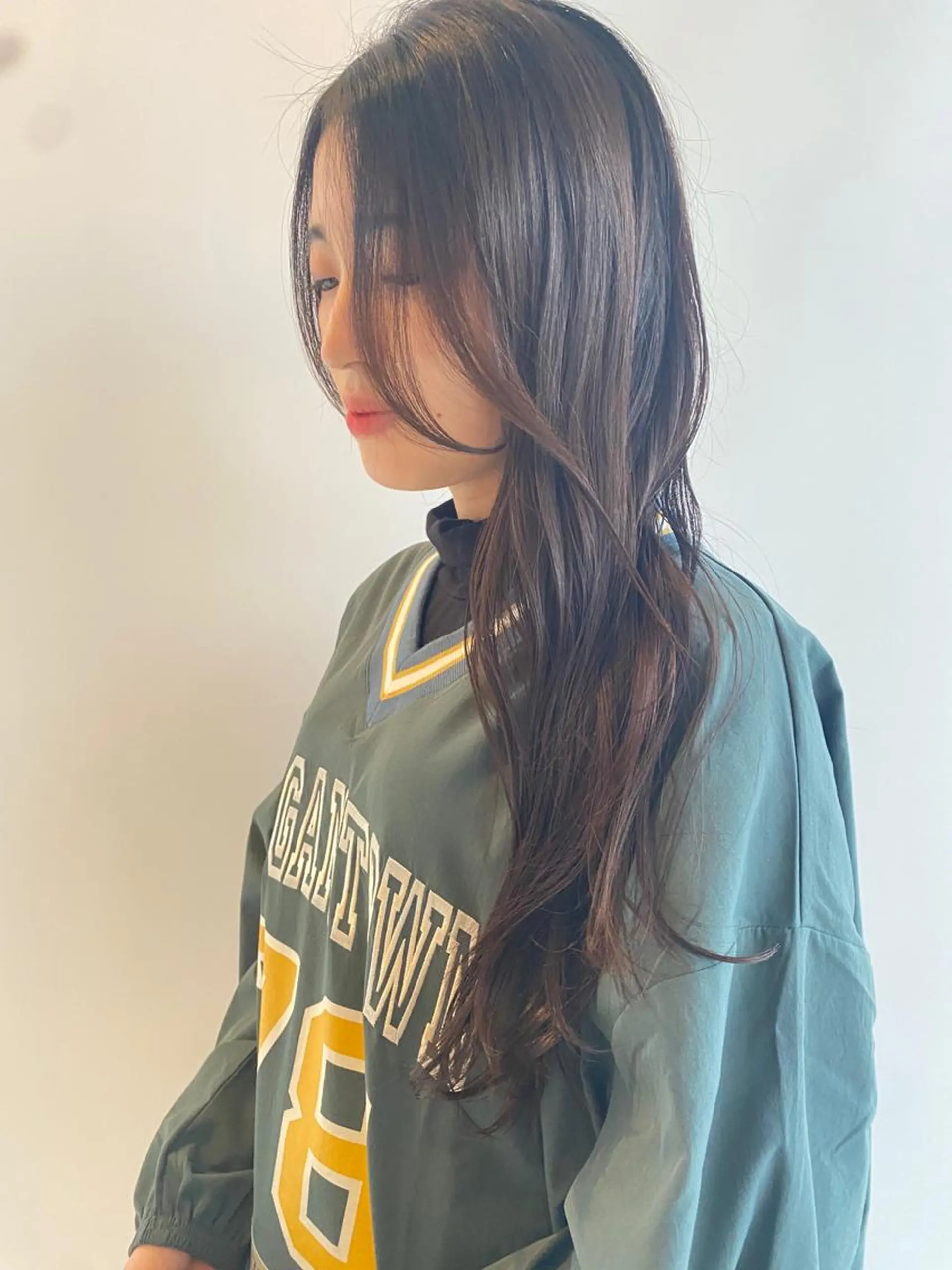 ロング ミストバング ハイライト 学生 nambu-GARDEN所属・上田 昂雅のヘアスタイル
