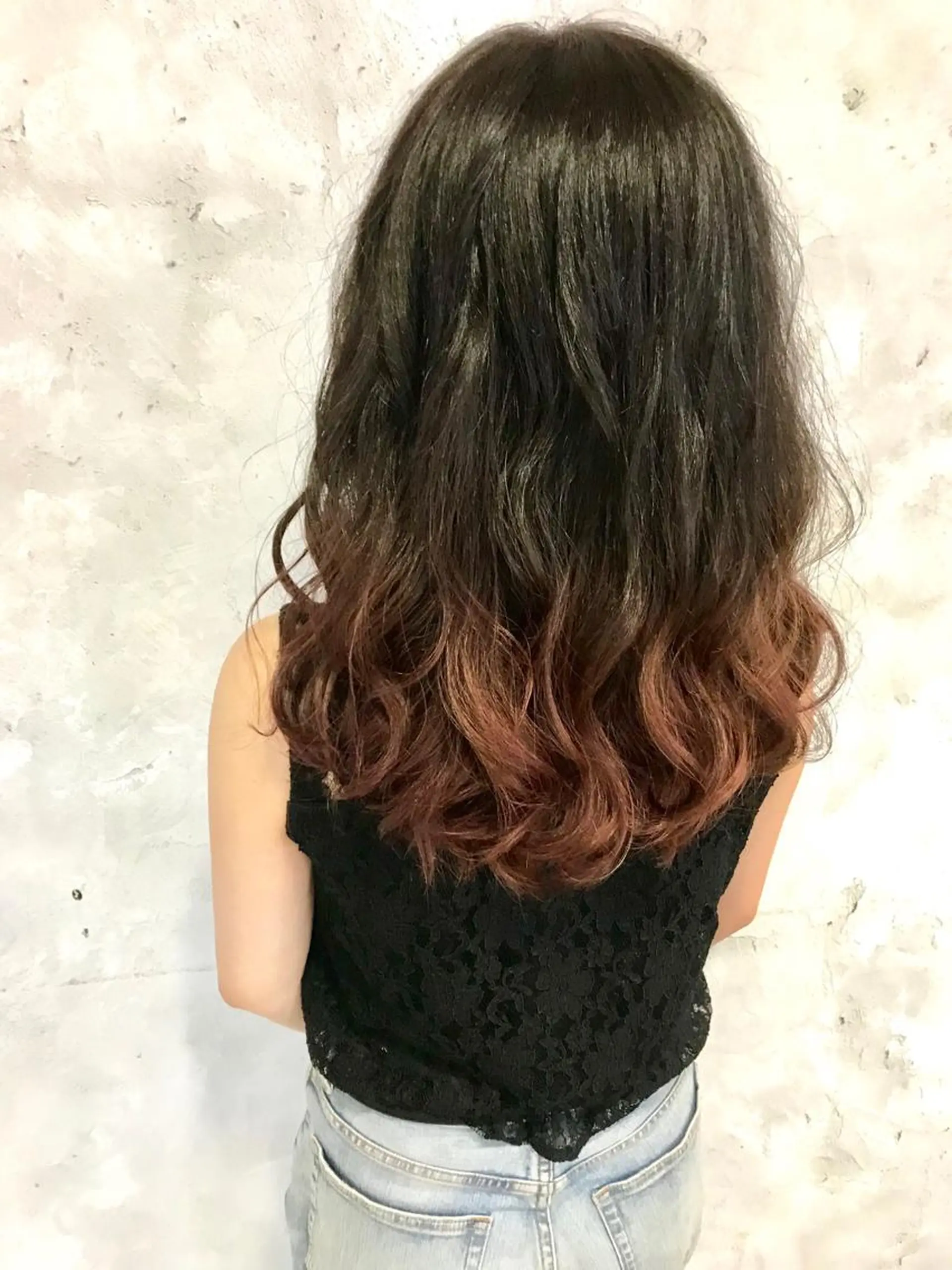 セミロング カラー ブリーチ ケアブリーチ グラデーションカラー イルミナカラー オレンジ 新井 広樹のヘアスタイル