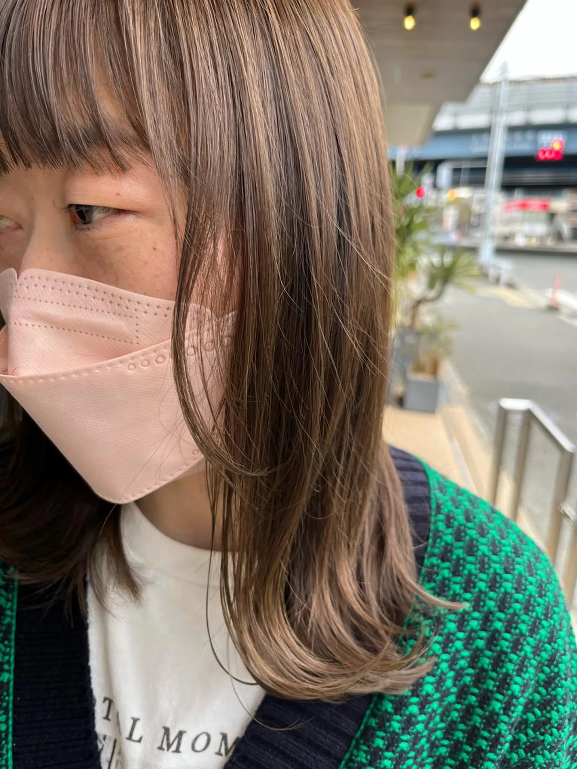 セミロング アッシュ カット ヘアカラー トリートメント 🩵FERIA 桃山台　足立あゆみのヘアスタイル