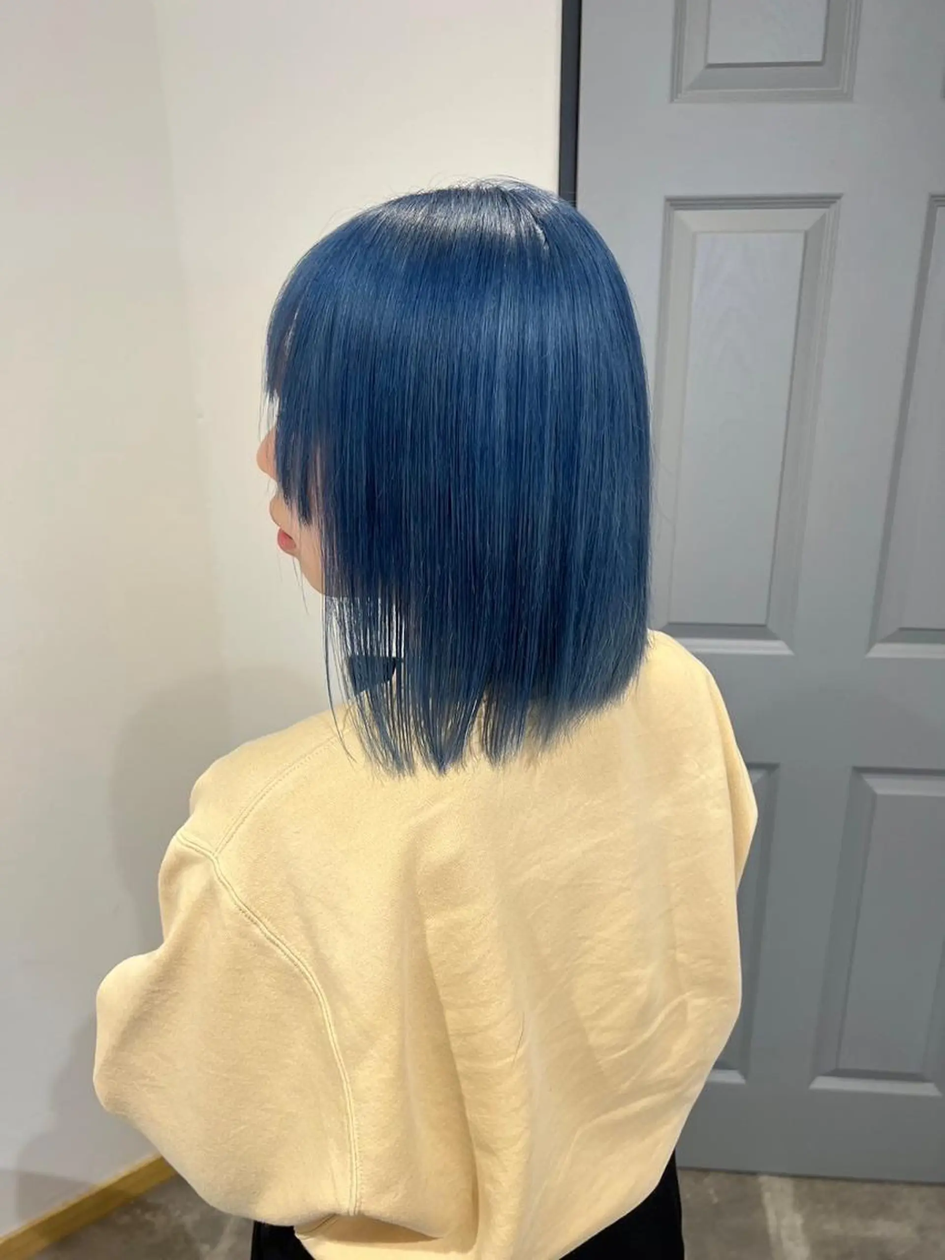 ショート カラー 山崎 れいなのヘアスタイル