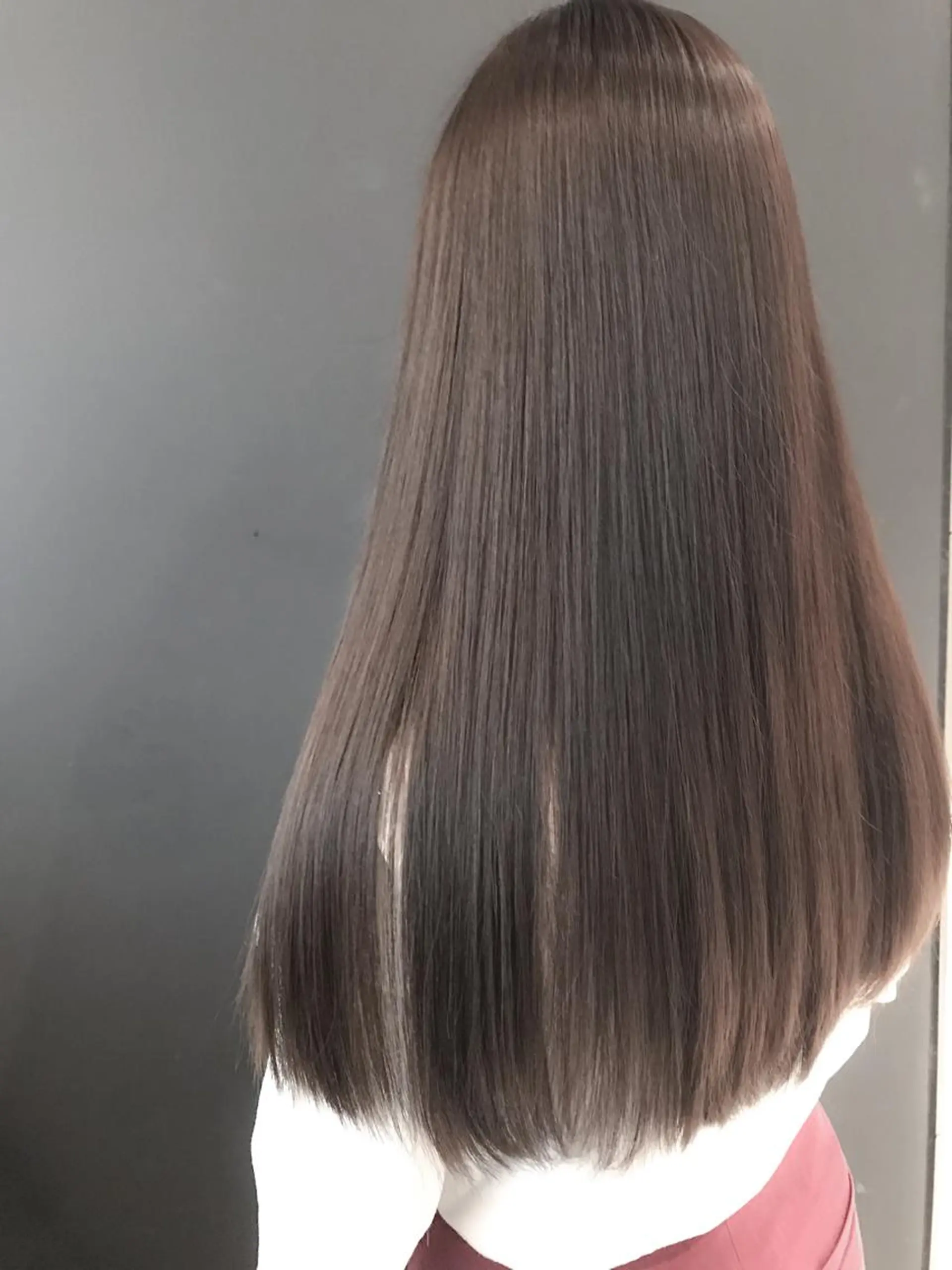 ロング カラー 透明感カラー イルミナカラー ロング トリートメント BOX mico.のヘアスタイル