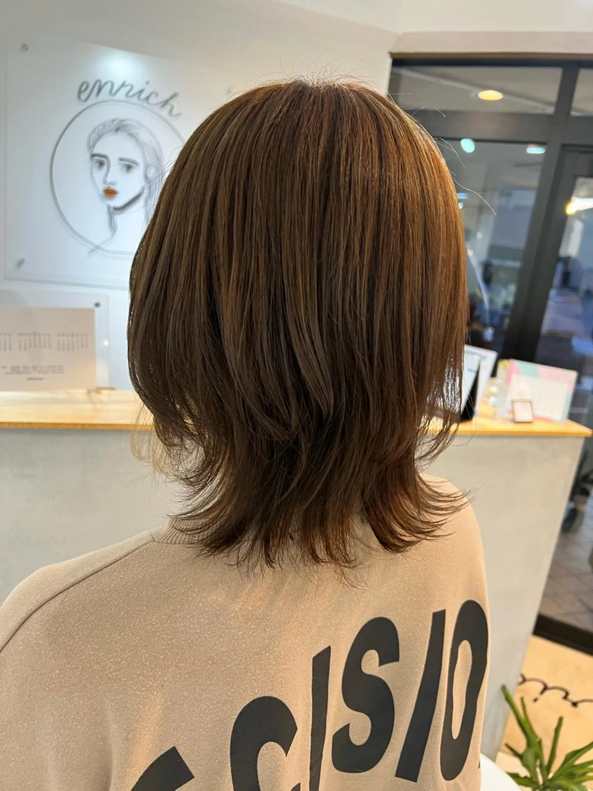 ミディアム カラー ベージュカラー ヘアカラー カドムラ モエのヘアスタイル