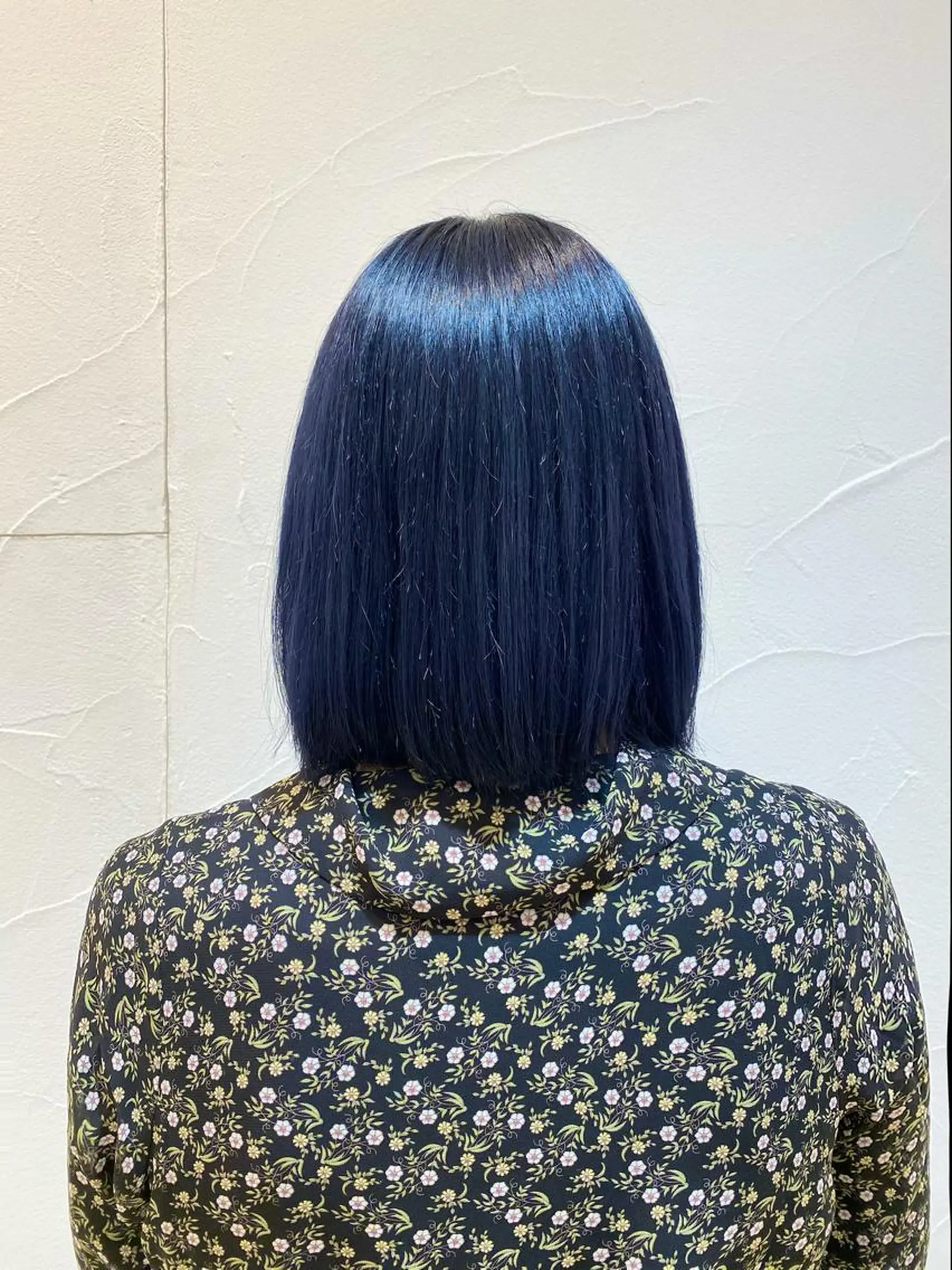 ショート カラー 黒髪 ブルーカラー ブルーブラック kyo kaの眉毛・アイブロウイメージ