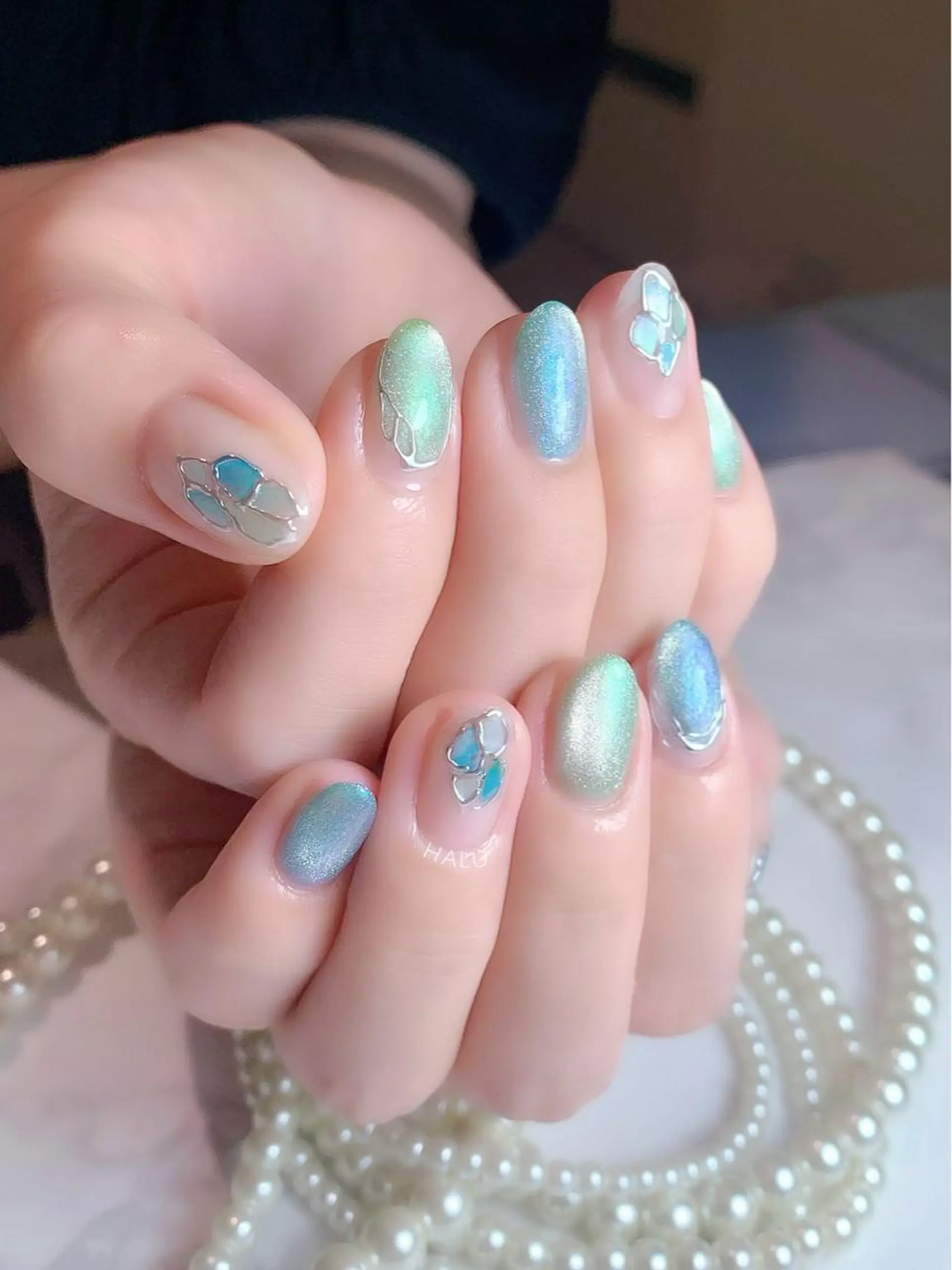 ネイル マグネットネイル HALU ハルのネイルデザイン
