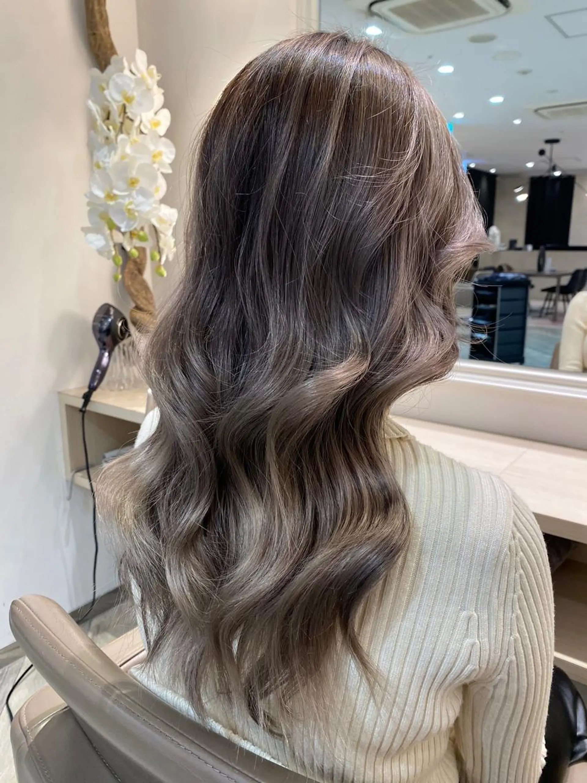 セミロング カラー 🇺🇸海外デザイン iCON TOKYOのヘアスタイル