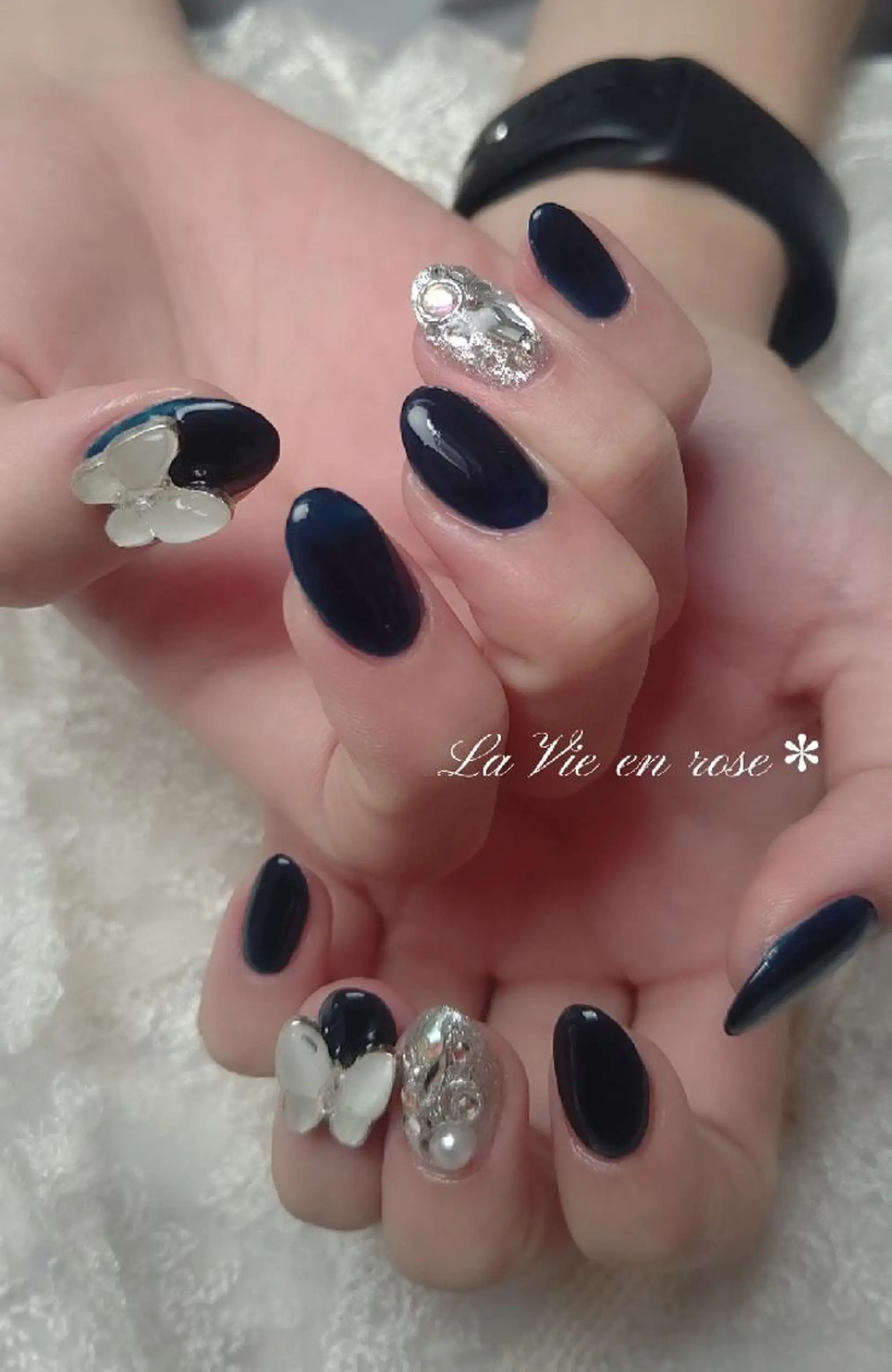 ネイル ラヴィアン ローズのネイルデザイン