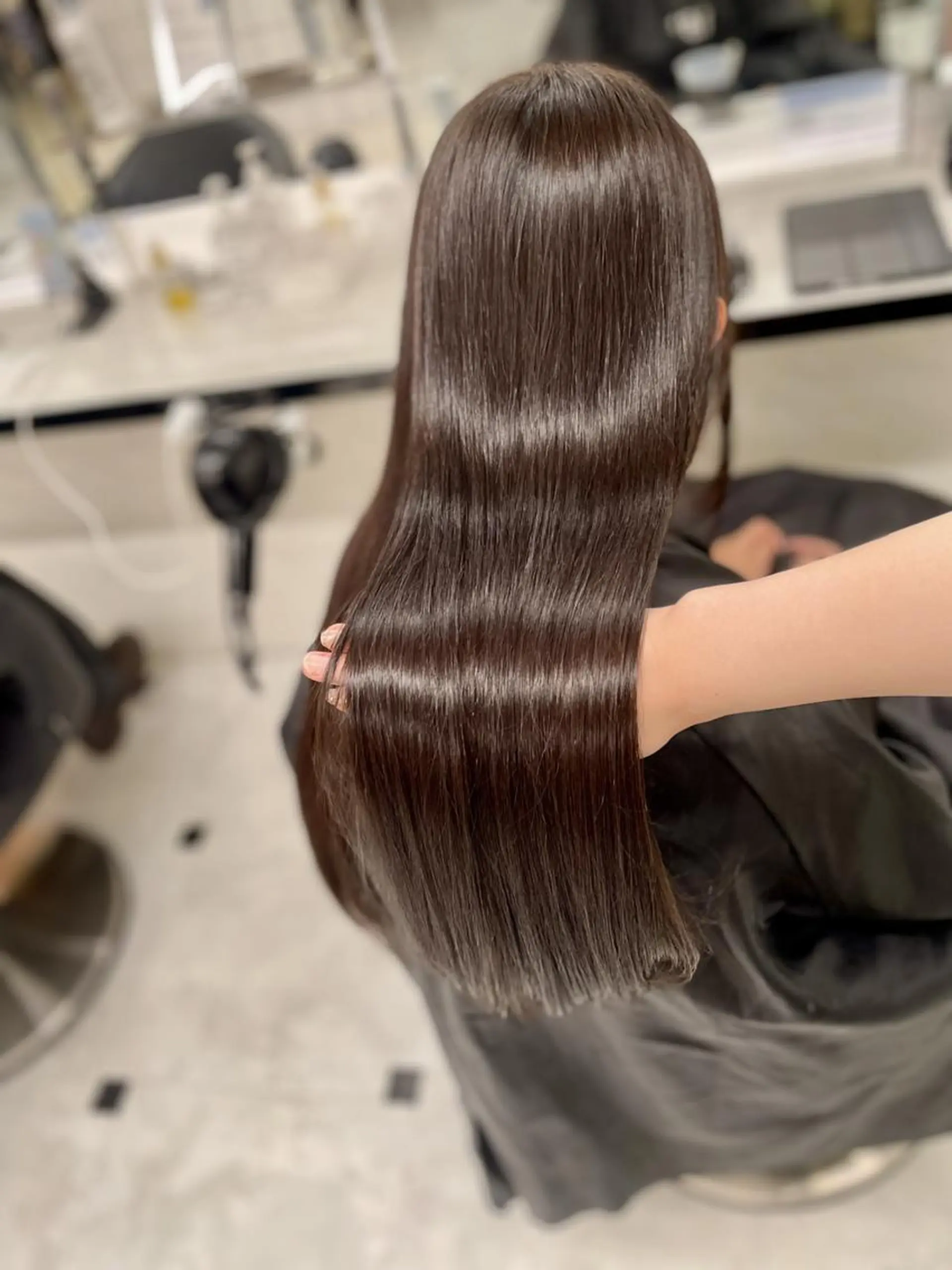 カラー 冬のトレンド美髪🪽 韓国ヘア🪽銀座のヘアスタイル