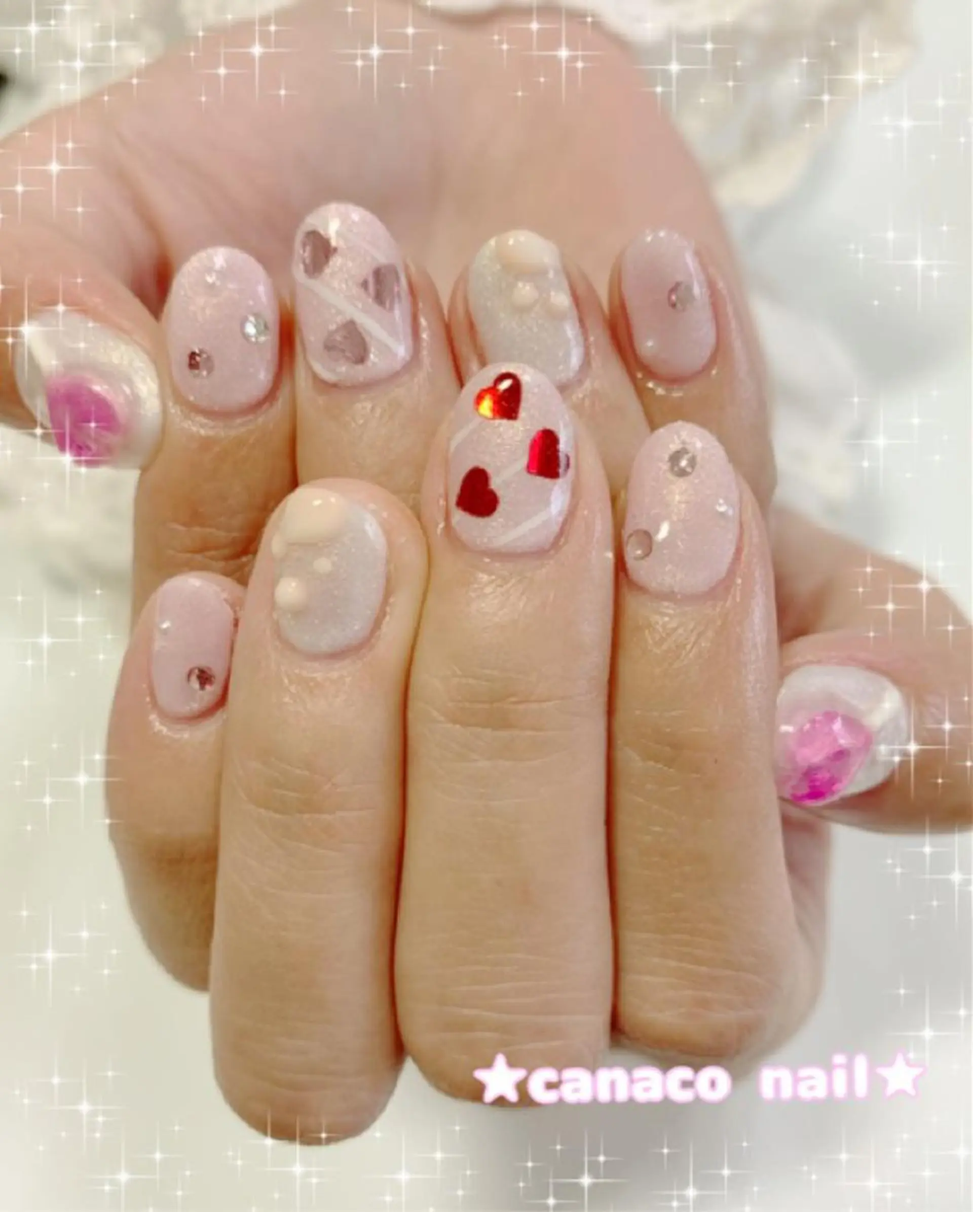 ネイル アートネイル ジェルネイル パラジェル ストーンネイル ハンドネイル ハンドケア Felice所属・ベテランネイル cnc  nailのネイルデザイン