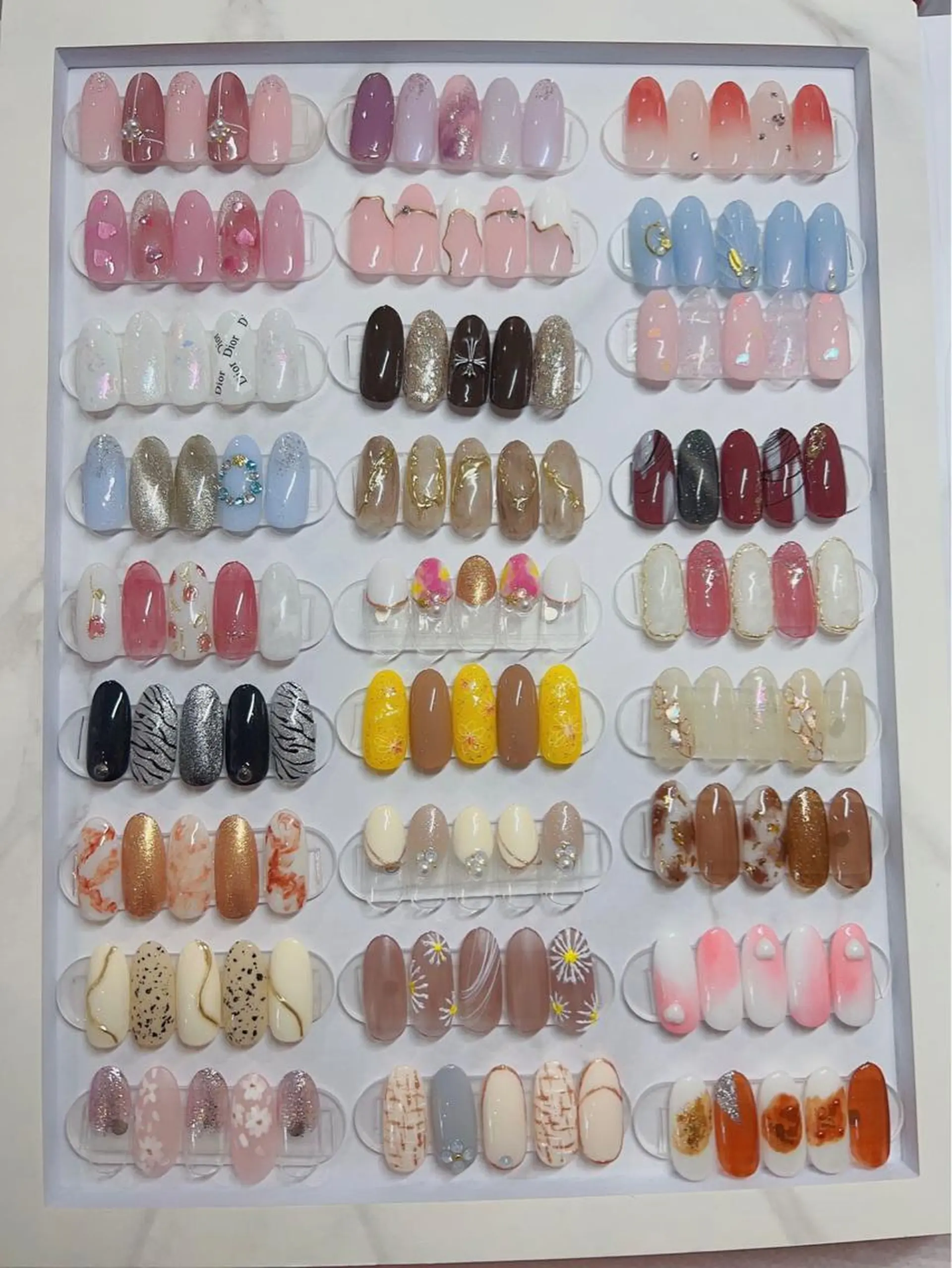 ネイル Fairyフェアリーネイルサロン所属・Nail Hibi サロンのネイルデザイン