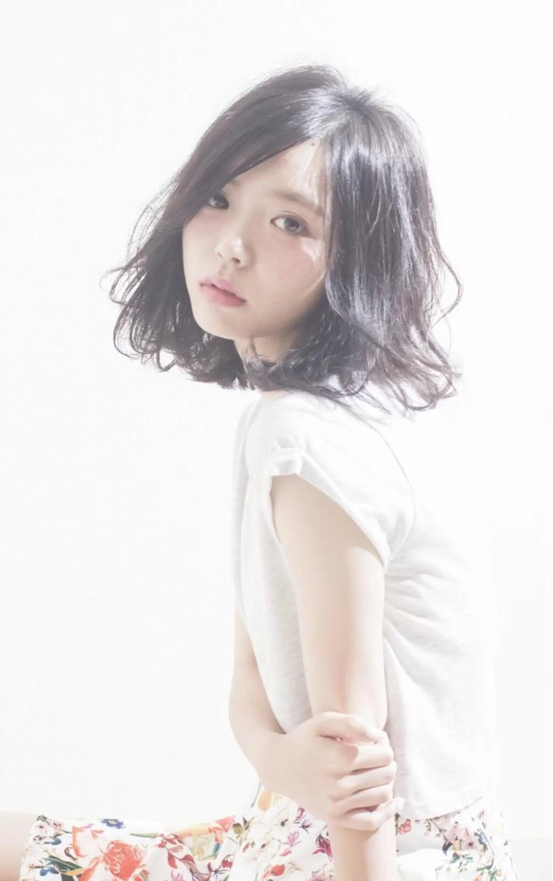 ミディアム 大久保 結加のヘアスタイル