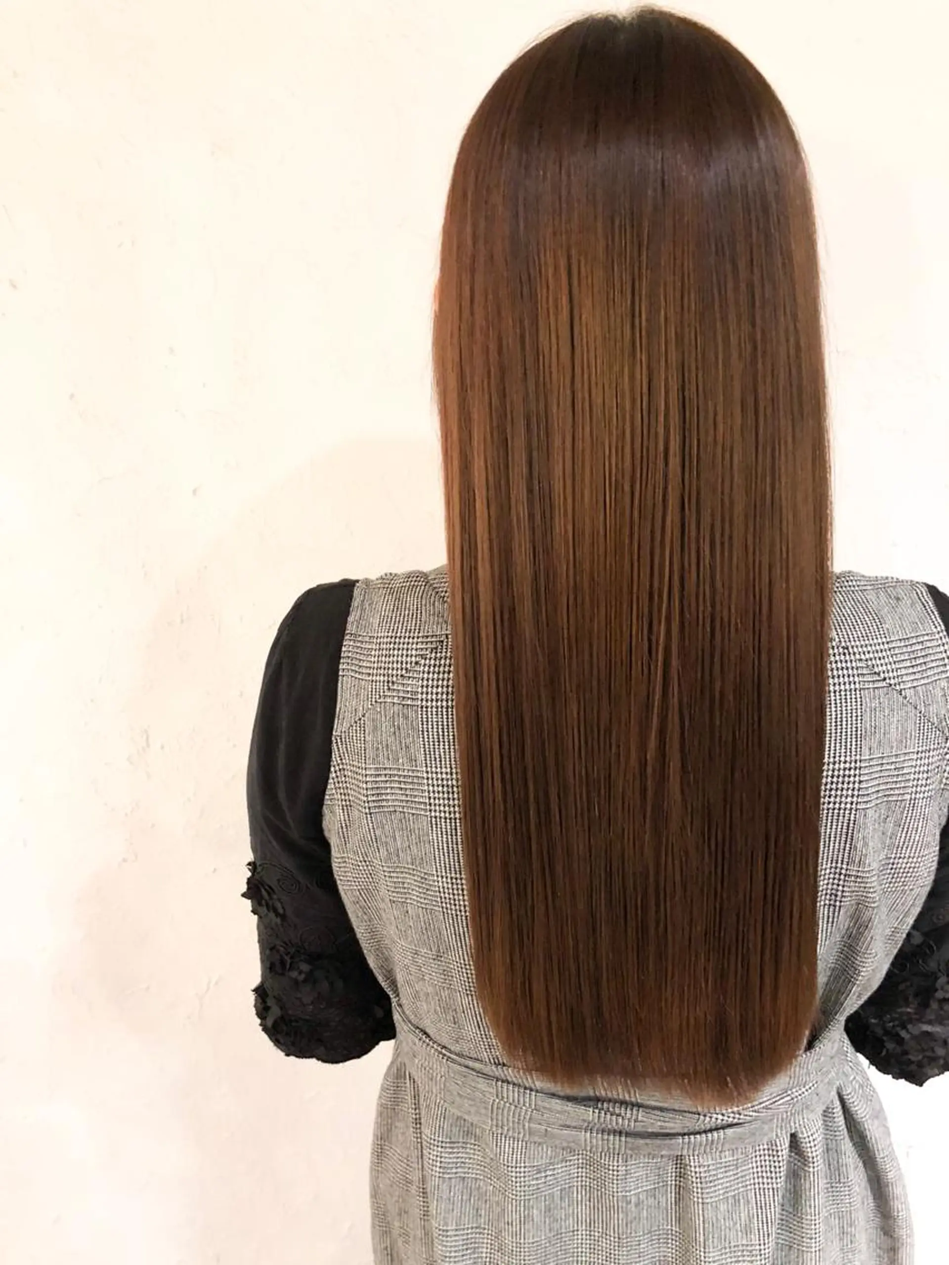 セミロング 髪質改善 suzukiのヘアスタイル