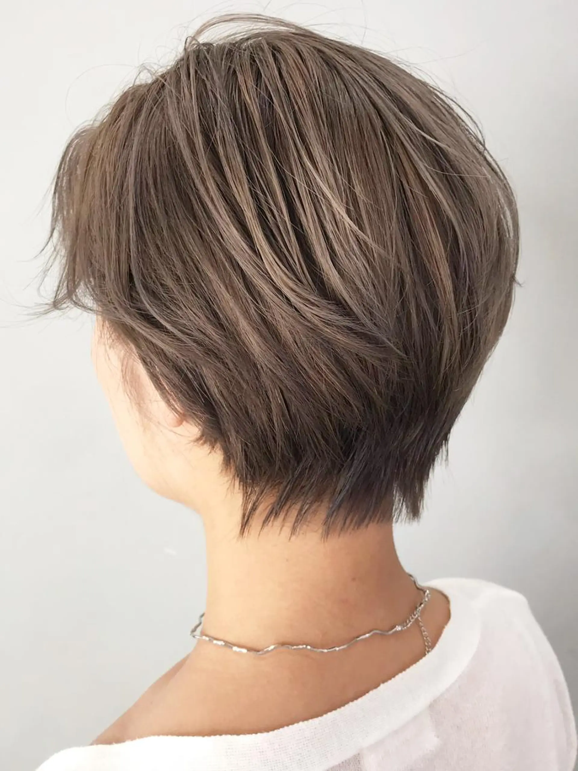 ショート カラー パーマ ヘアアレンジ グレージュ ショートヘア ITbyALBUM 浦和店のヘアスタイル