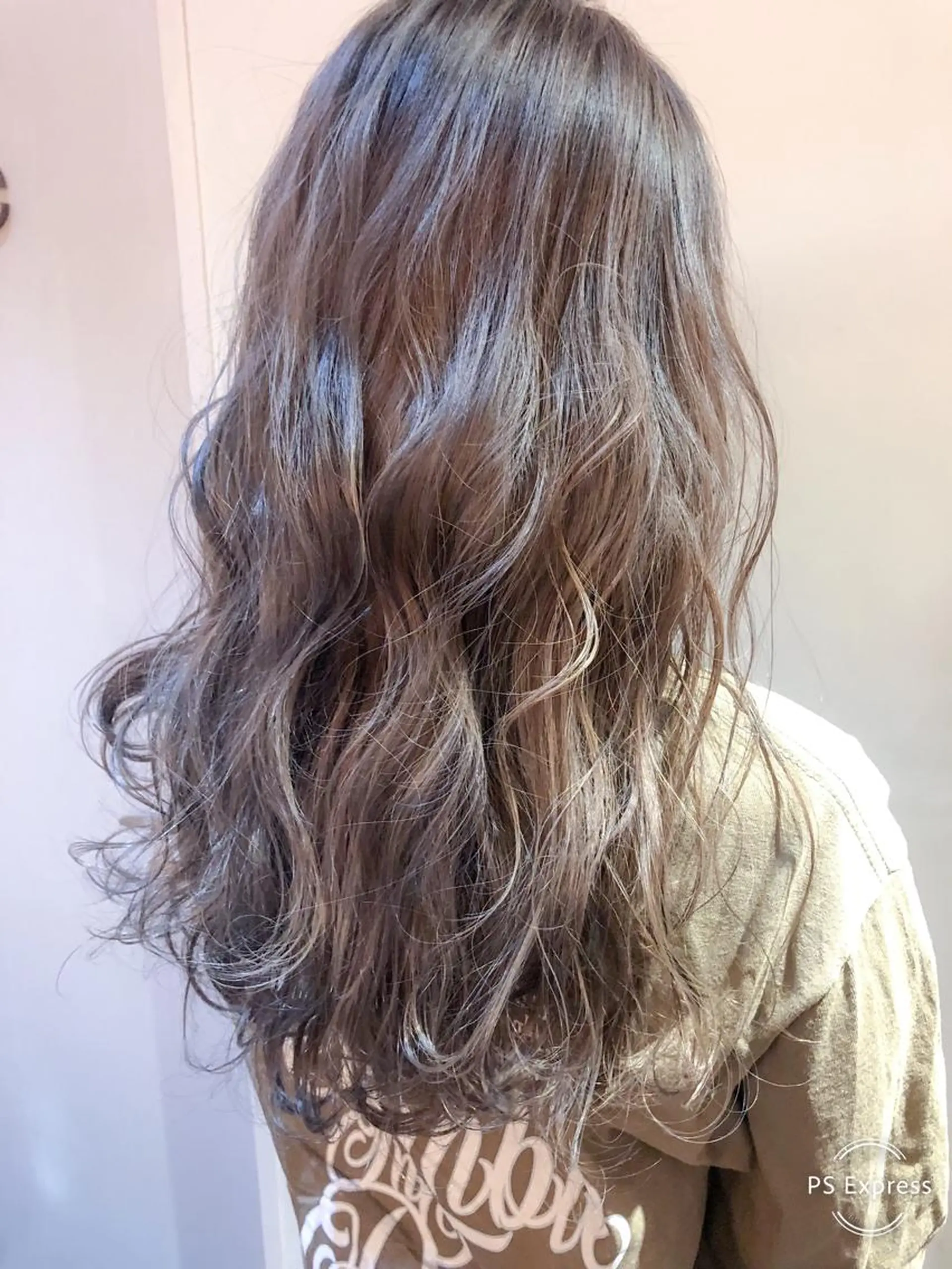 ロング カラー ヘアカラー LA KING GINZA TOKYO所属・🧡ショートの達人 🧡SHOのヘアスタイル