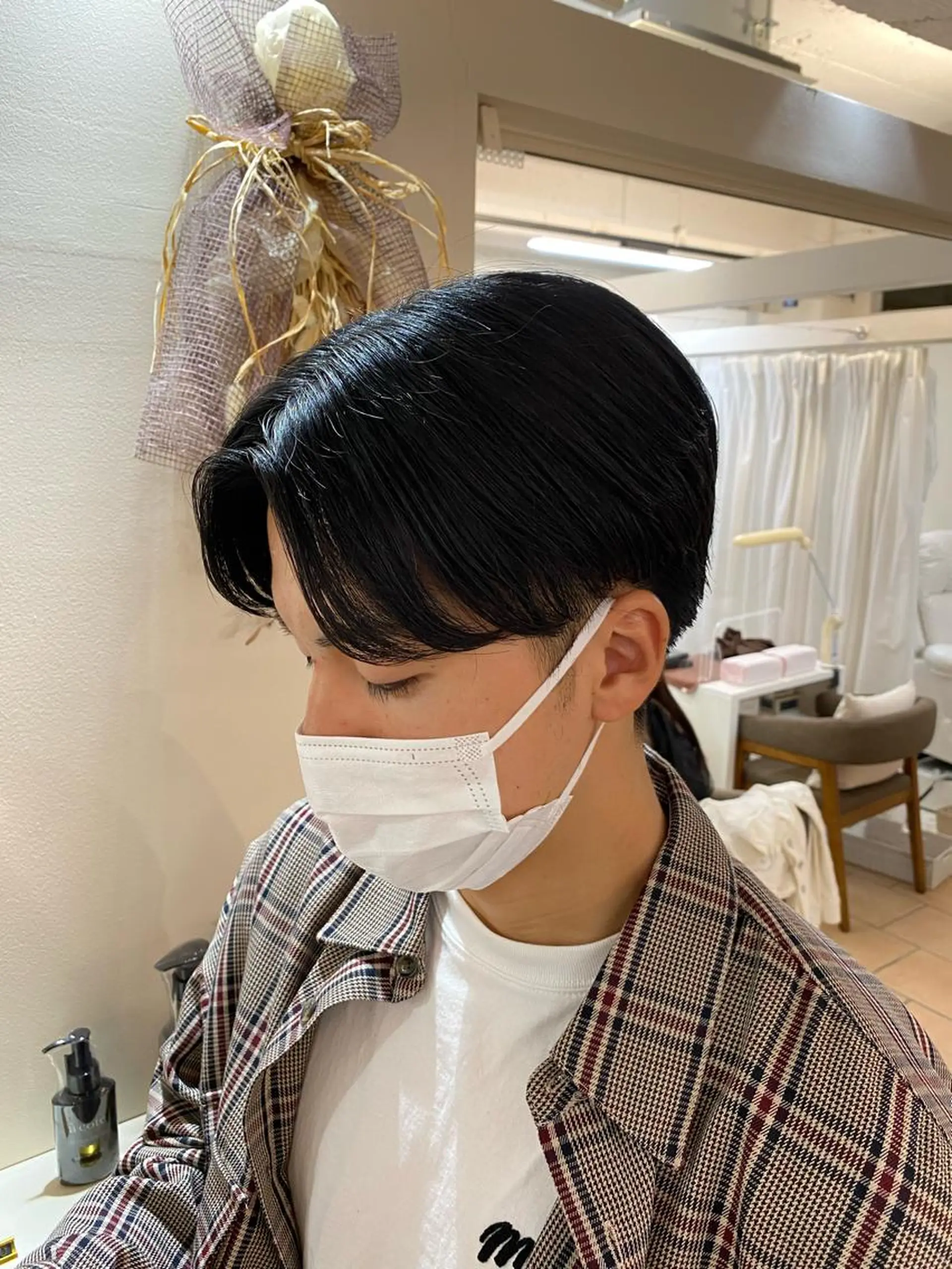 ショート カラー パーマ メンズ センターパート メンズカットパーマ ✂️ JOYAのヘアスタイル