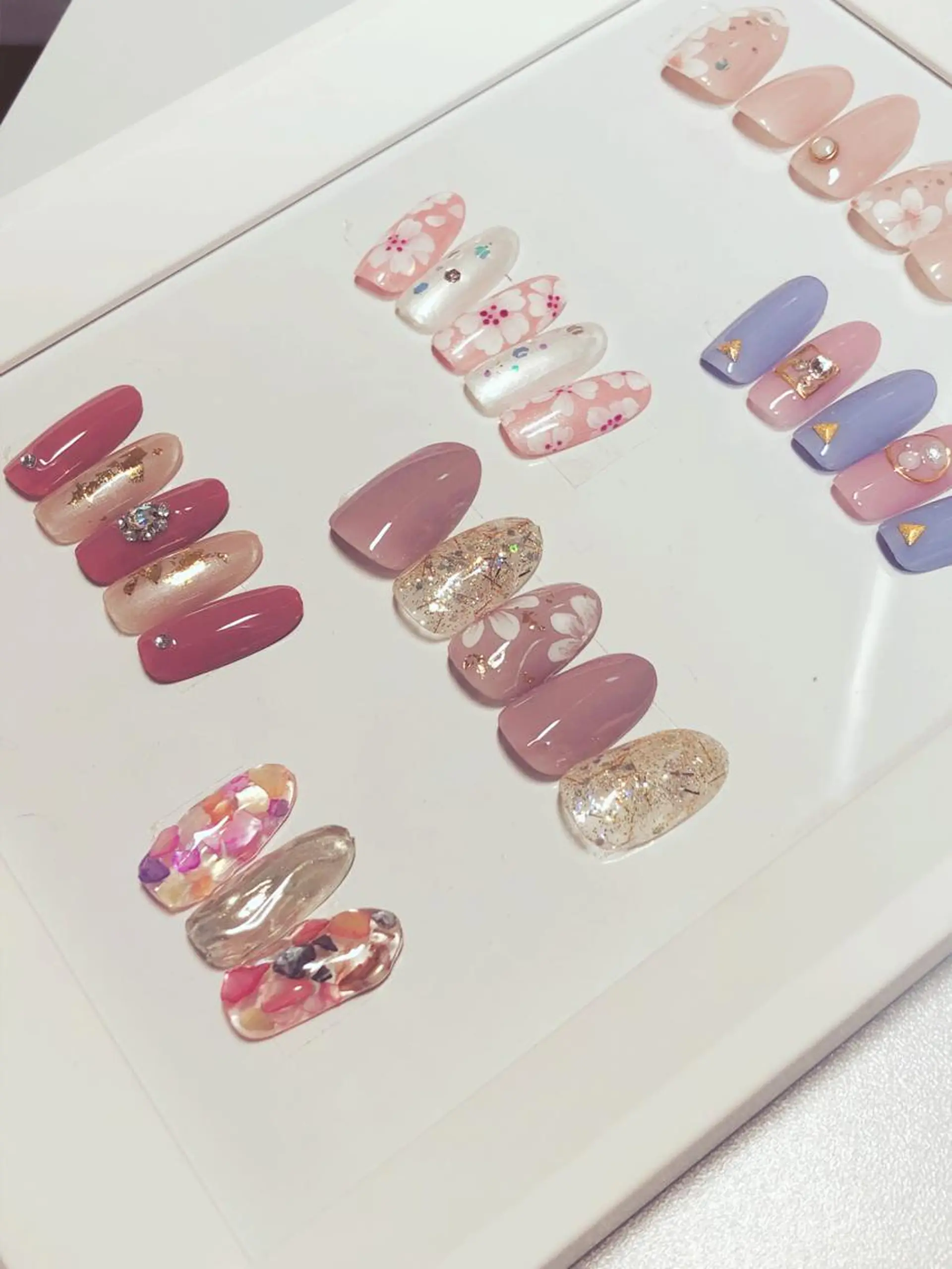 ネイル Bella  totalbeauty所属・Bella 齋藤理奈のネイルデザイン