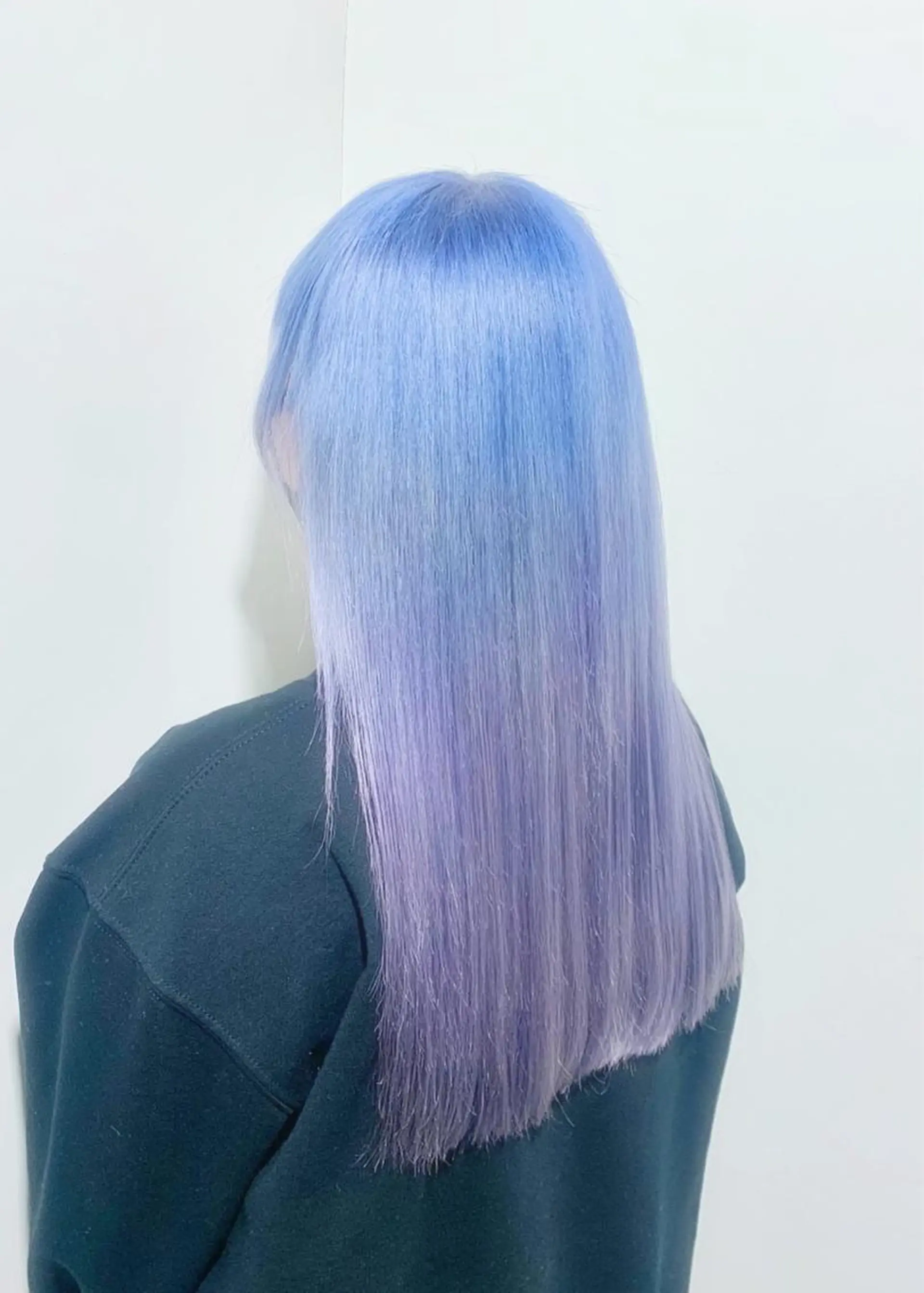 ロング カラー アディクシーカラー ベージュカラー 黒髪 ブリーチ ブルーカラー ヘアカラー 藤澤 夏実/インナーカラーのヘアスタイル