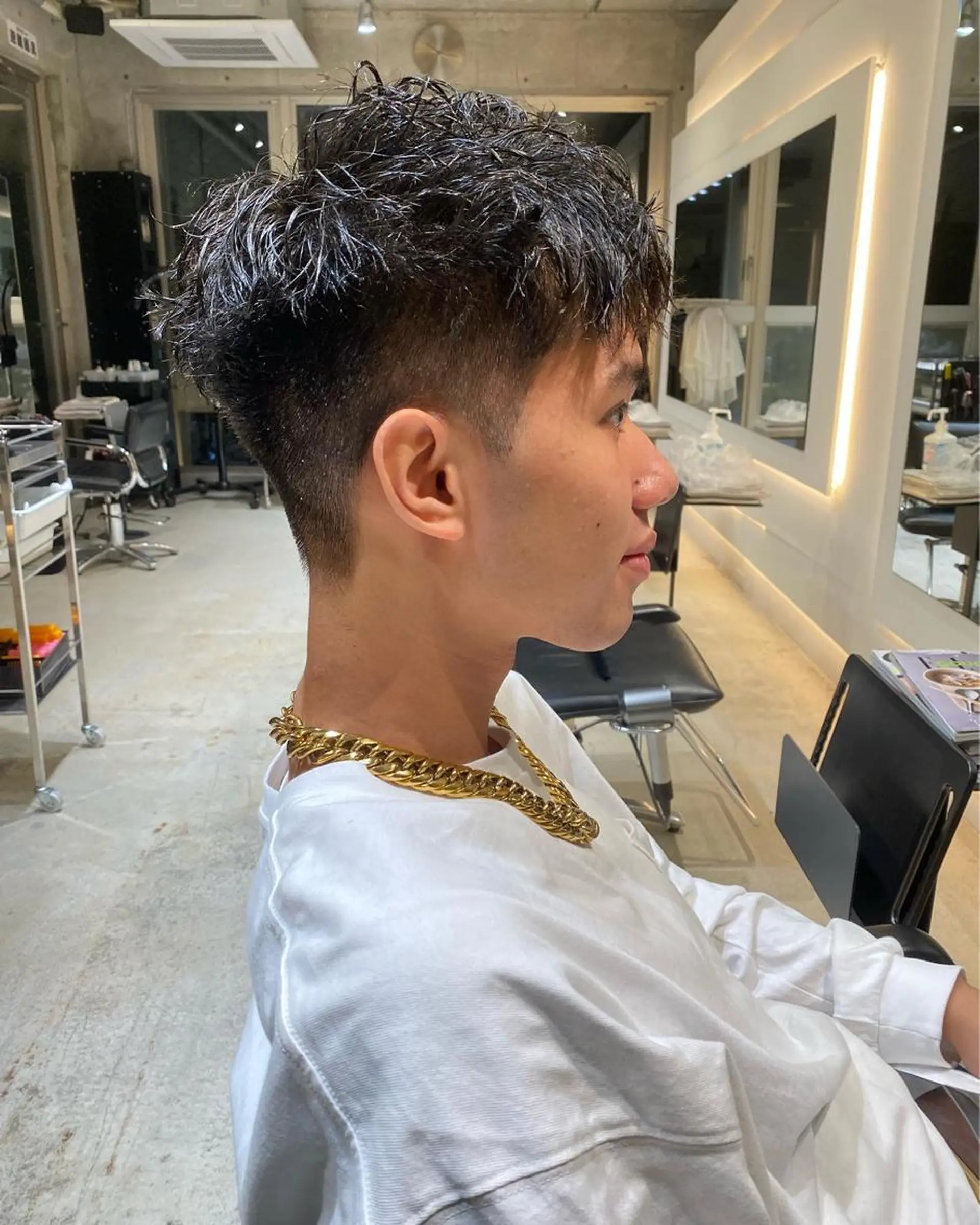 ショート メンズ アップバング メンズ韓国風 マッシュ メンズショート ツーブロック カット トリートメント 大人可愛いヘア 大田のヘアスタイル