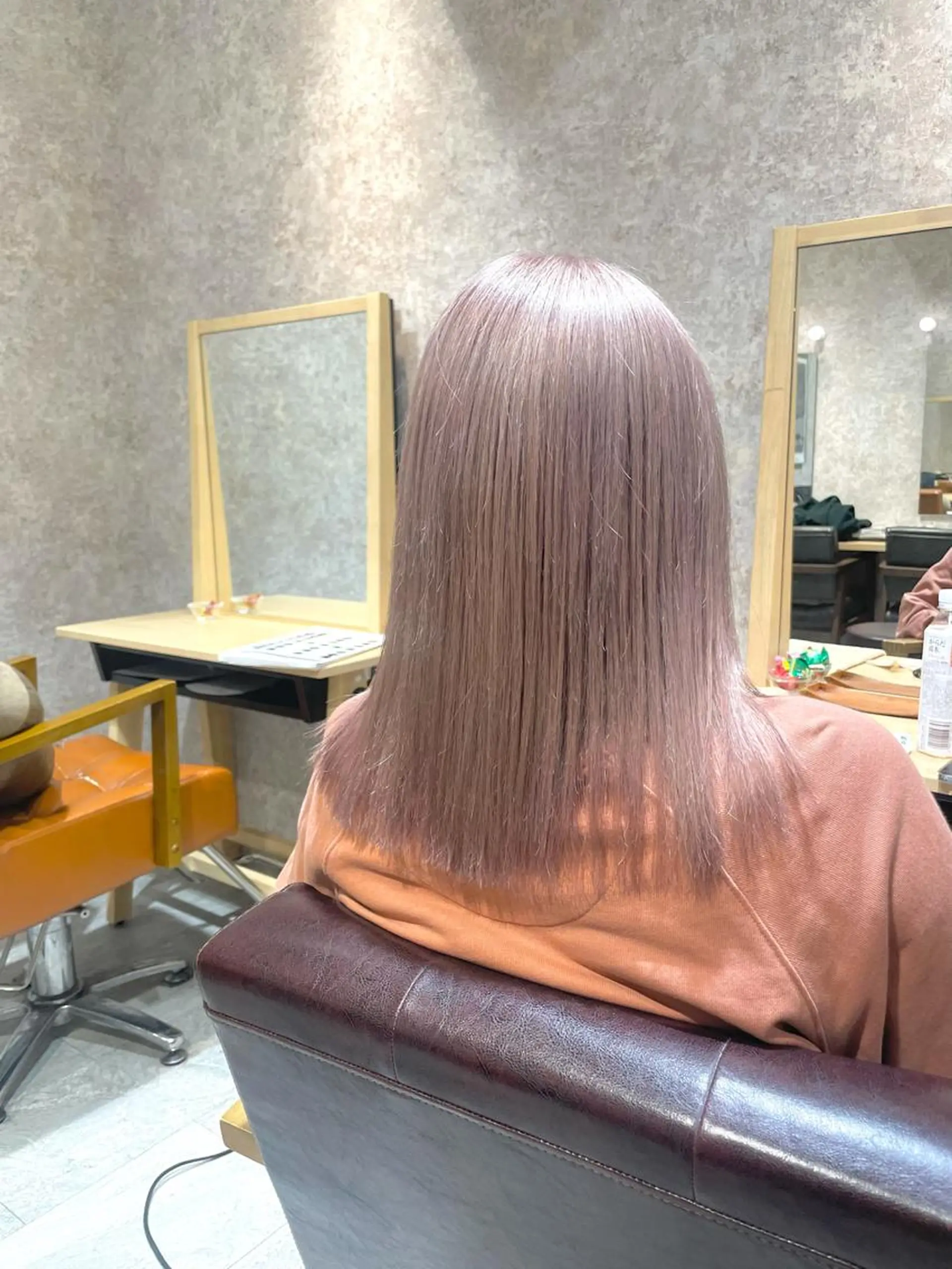 ミディアム カラー ベージュカラー ブリーチ ブロンド ブロンドベージュ ハイトーンカラー カット ヘアカラー TERRACE LUXBE阿倍野アポロ店所属・ショートカット支持率 NO.1✨清家央隆のヘアスタイル