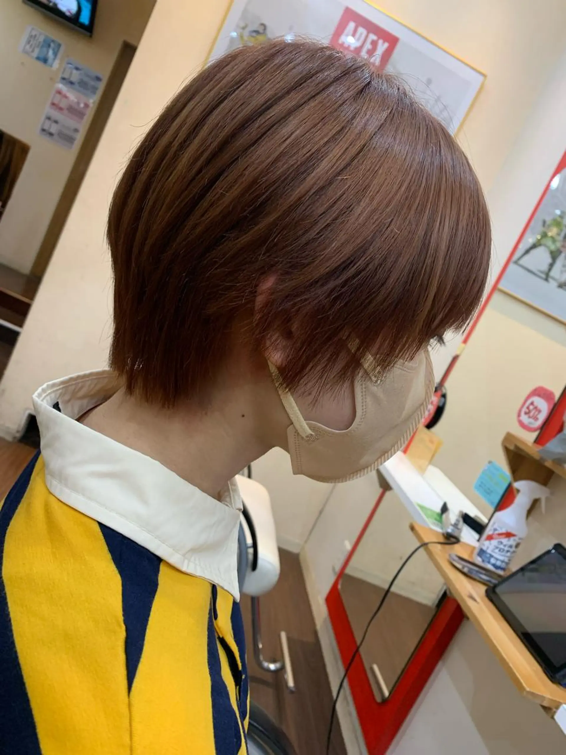 ショート ショートヘア カット 今村公介 ブリーチ特化、派手髪のヘアスタイル