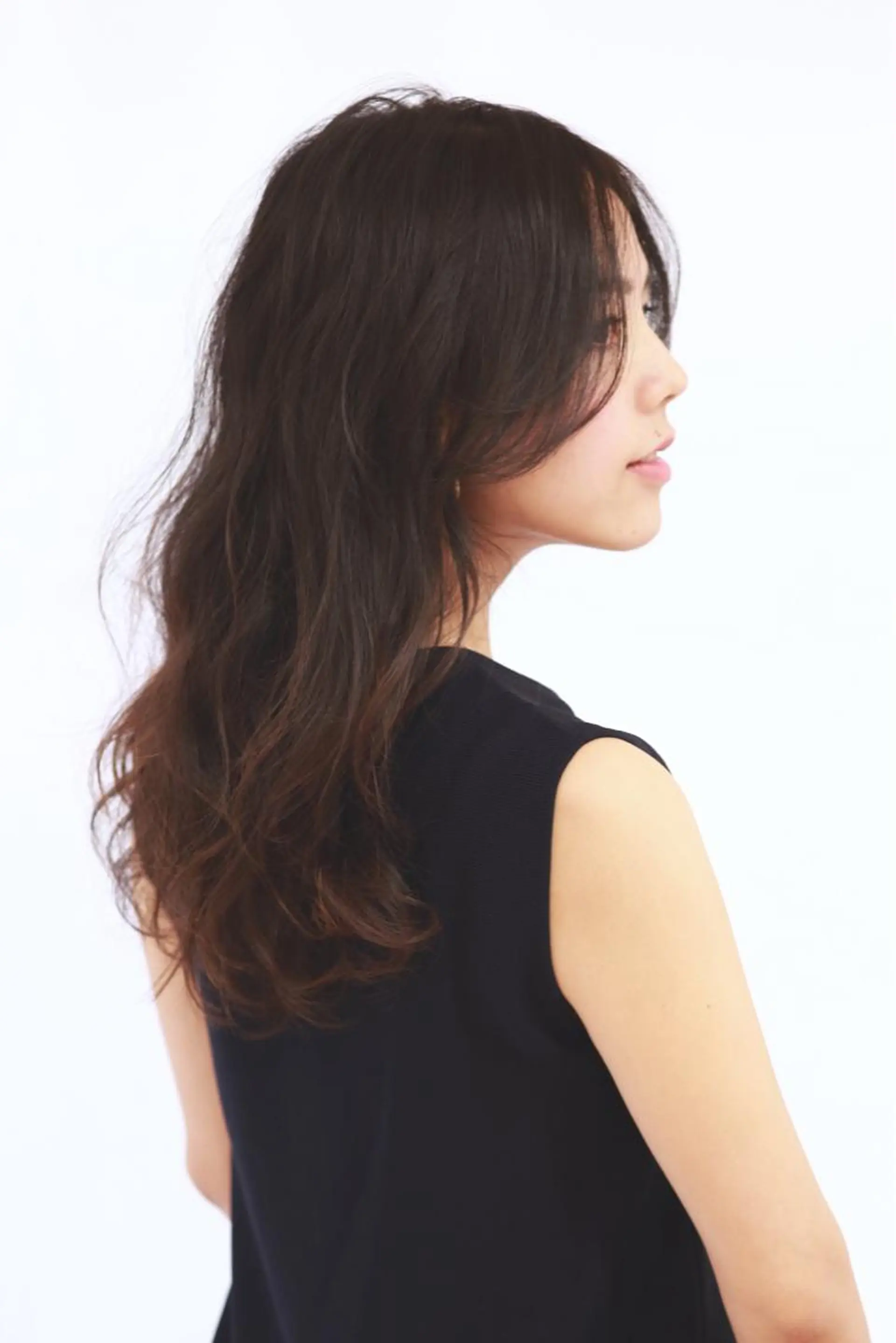 ロング カラー パーマ 横手 愛美のヘアスタイル