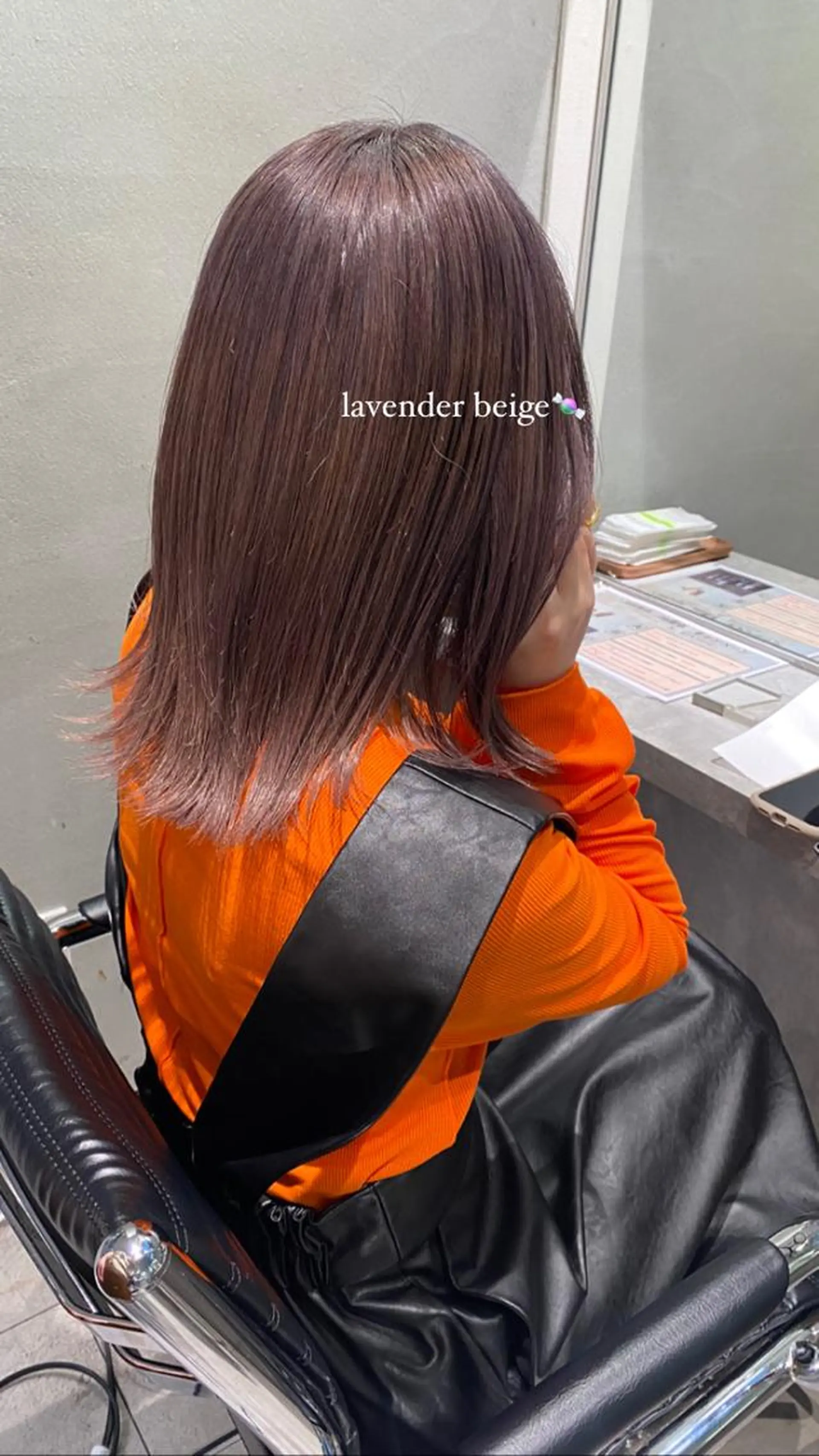 ミディアム カラー ベージュカラー ラベンダーカラー ラベンダーベージュ とびまつ /ショート/脱白髪染のヘアスタイル