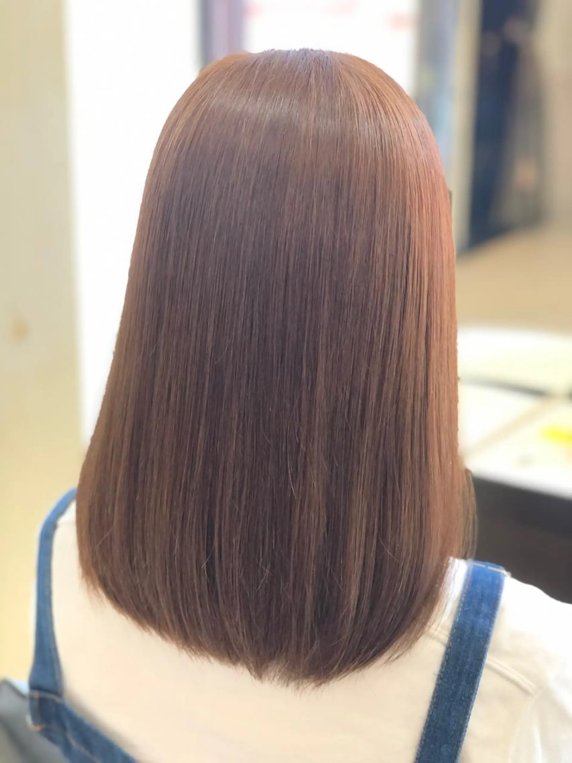 ミディアム カラー ベージュカラー 嶌田 沙紀のヘアスタイル