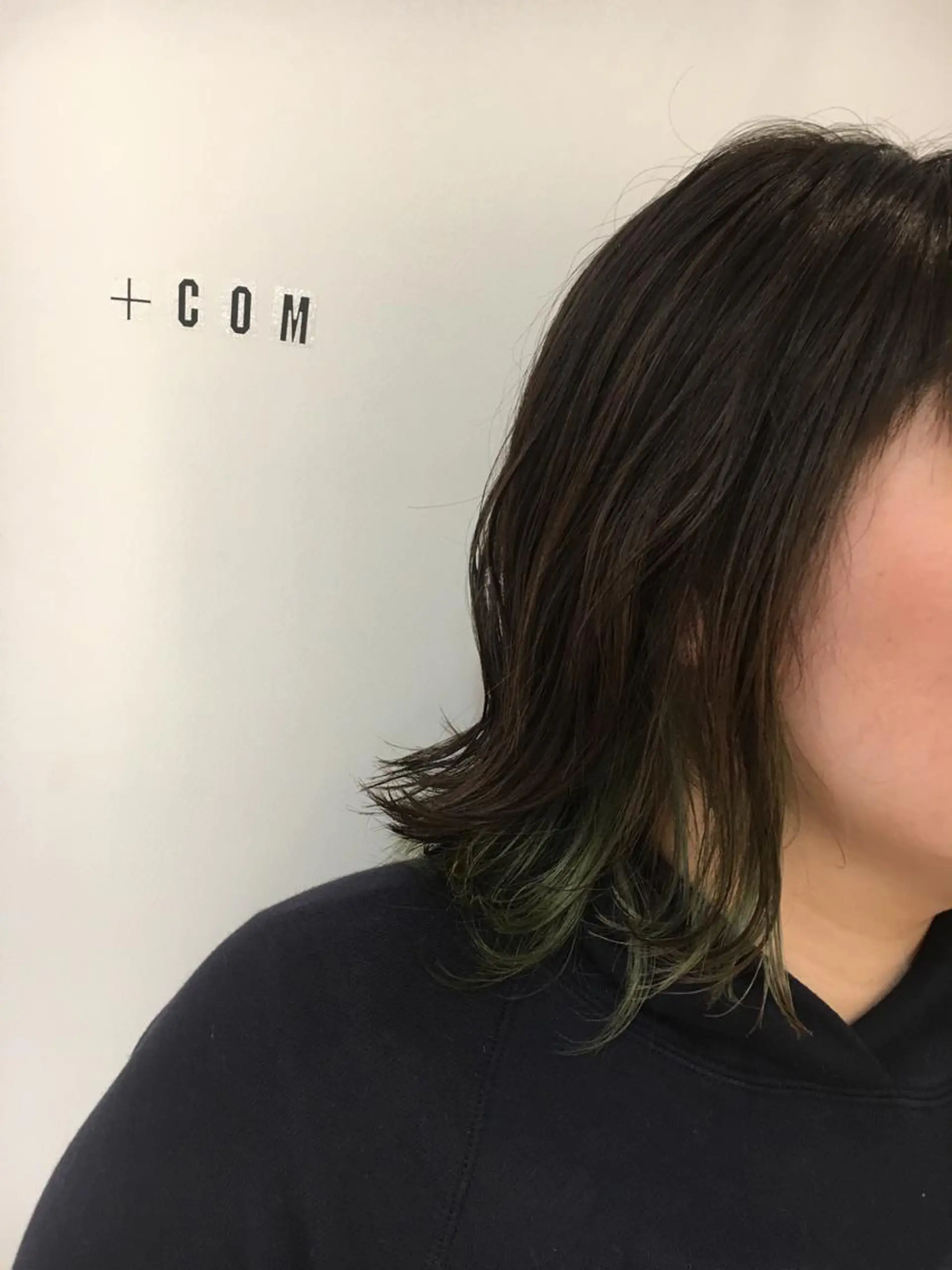 カラー 江原 彩華のヘアスタイル