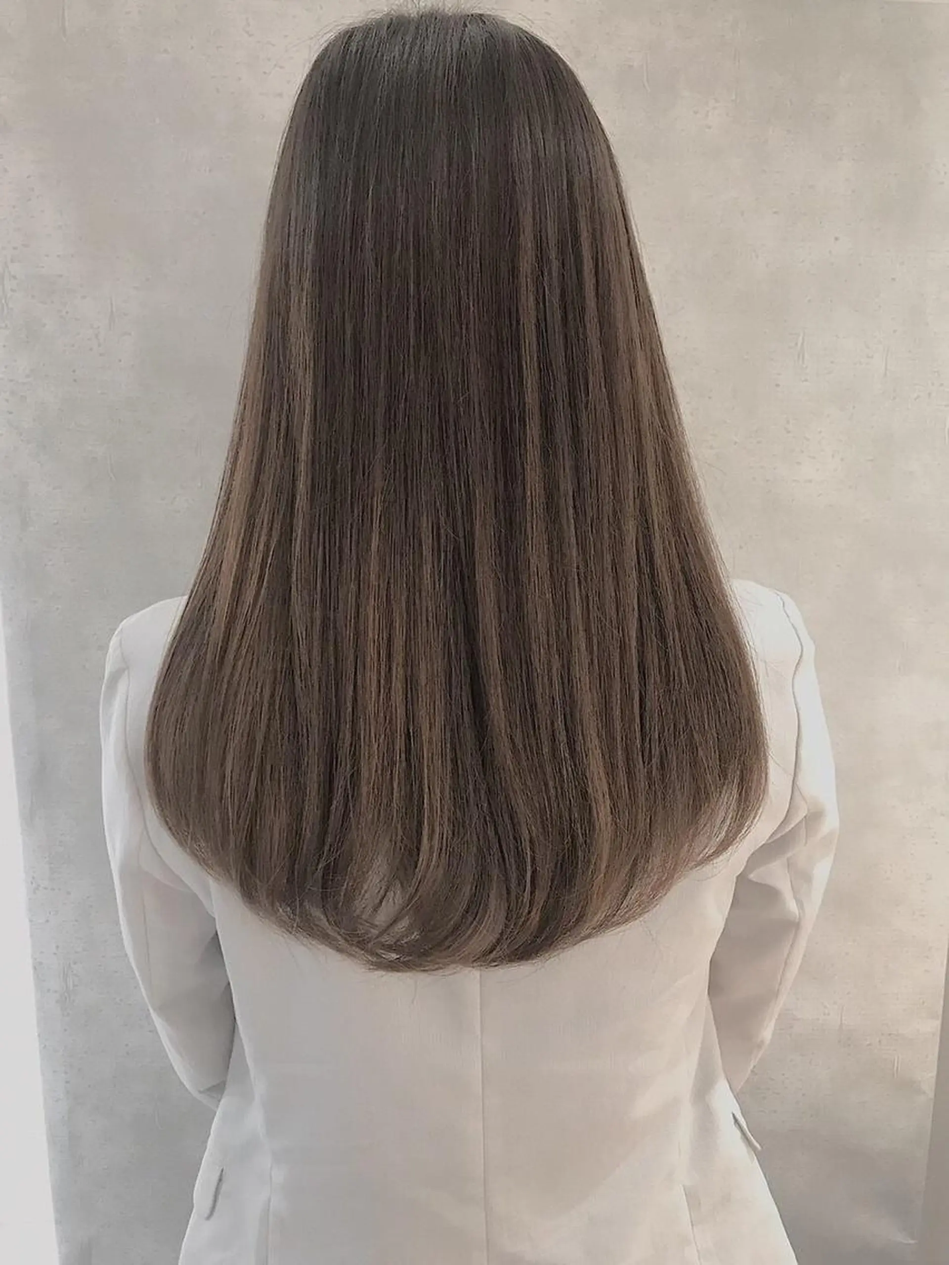 セミロング ヘアカラー トリートメント _WHITE上本町店所属・_WHITE上本町 代表のヘアスタイル