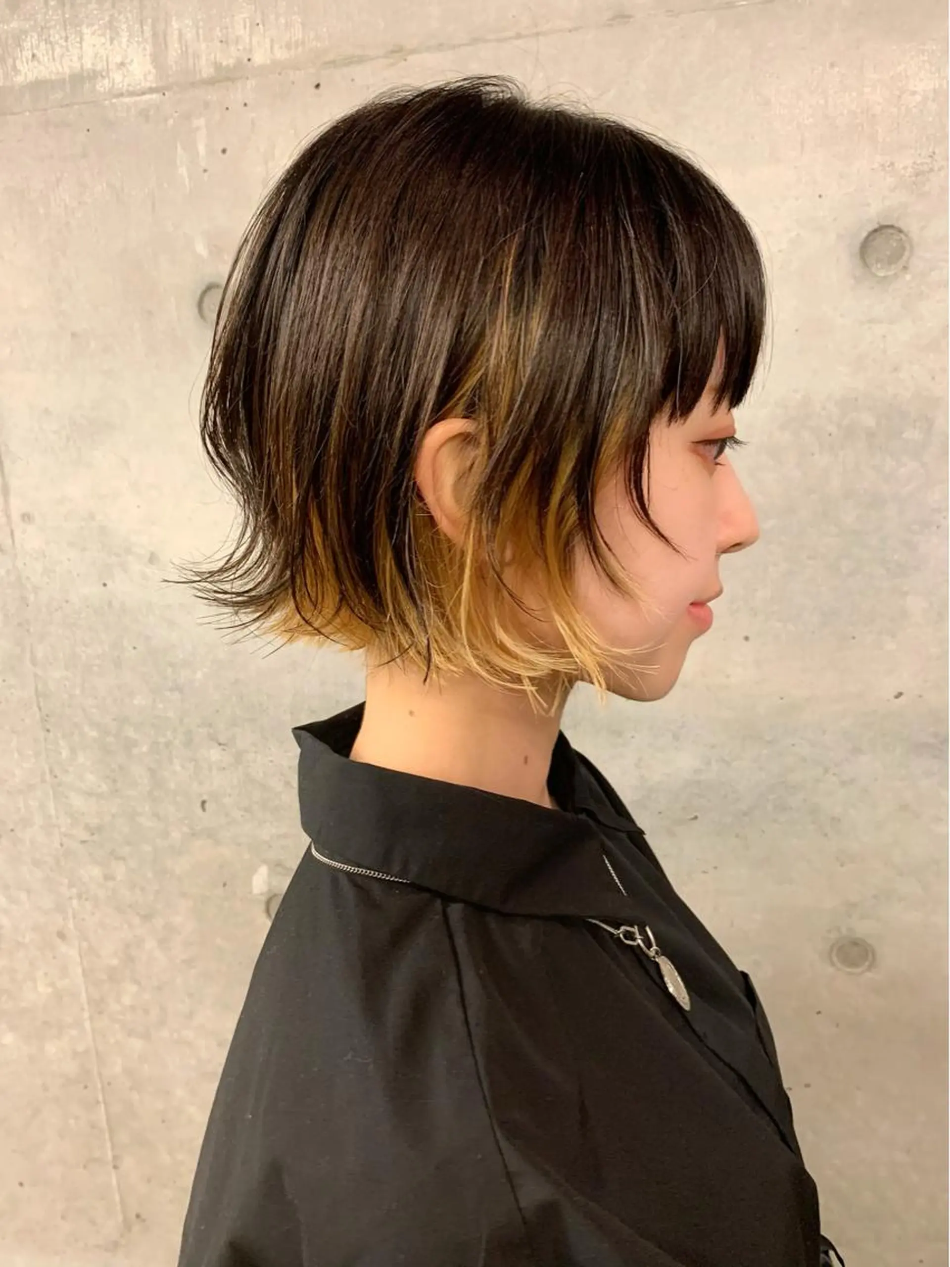 ショート カラー カット ally hairsalon所属・Emi .のヘアスタイル