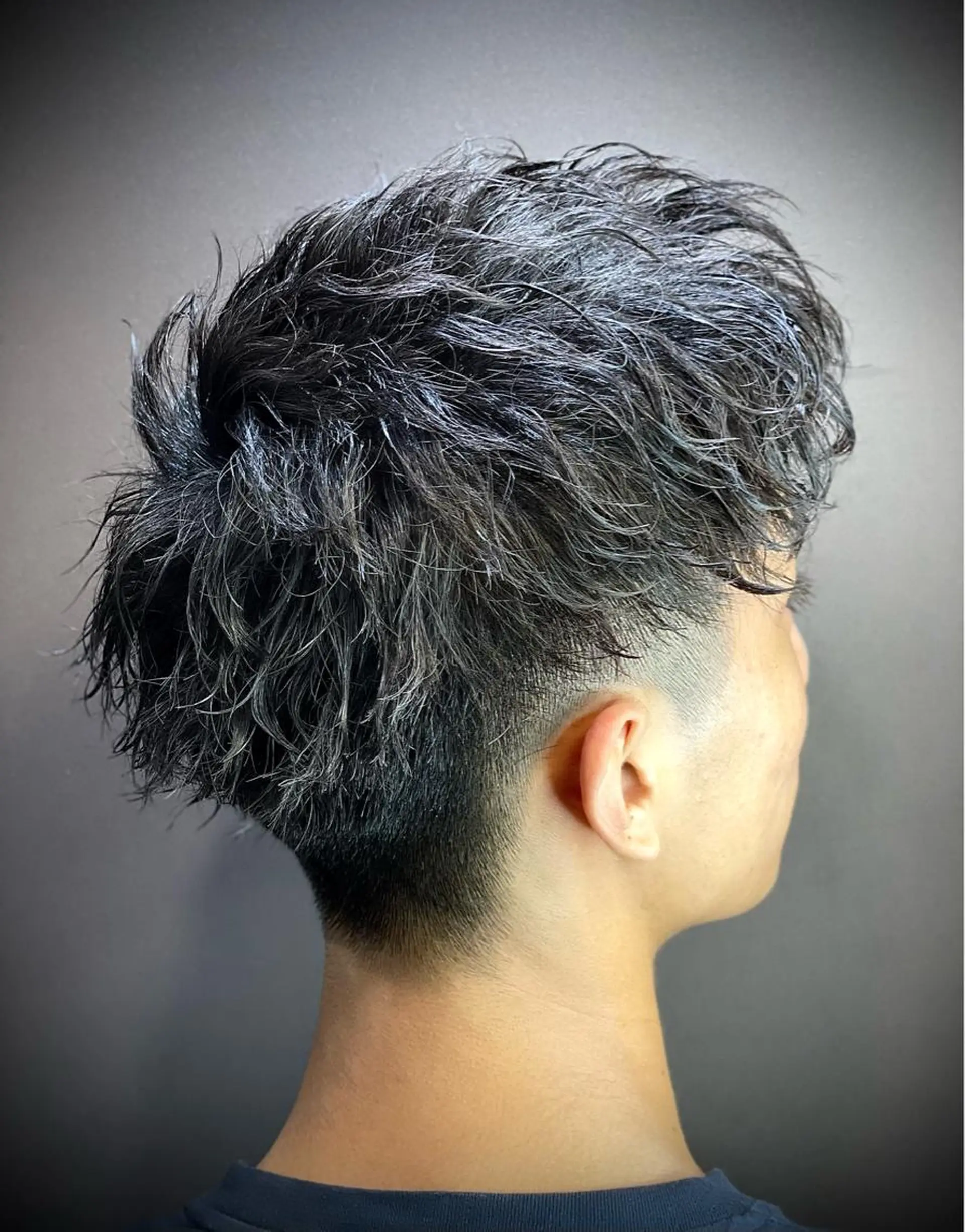 ショート パーマ メンズ 浅見 天翔のヘアスタイル