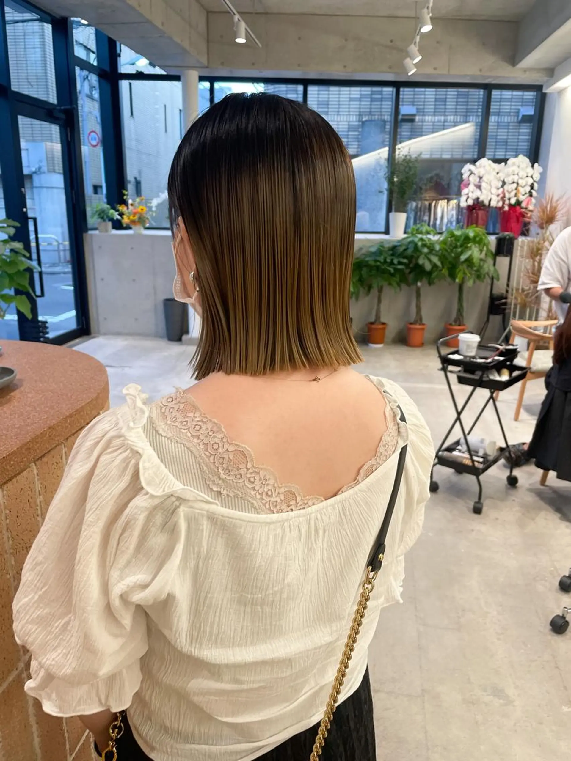 ショート カラー ヘアアレンジ ミニボブ/ブリーチ 🌈MISATOのヘアスタイル