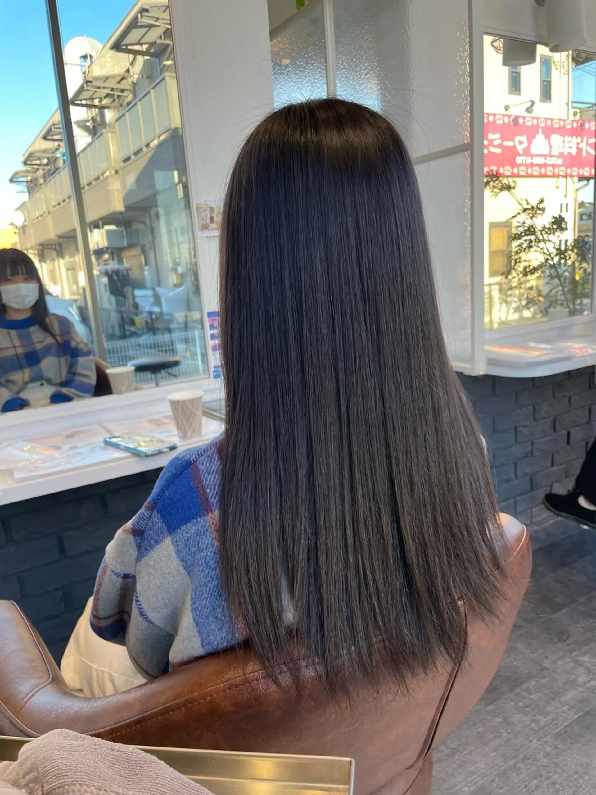 セミロング カット ヘアカラー 縮毛矯正 トリートメント TELAHAIR 副代表　菊池謙のヘアスタイル