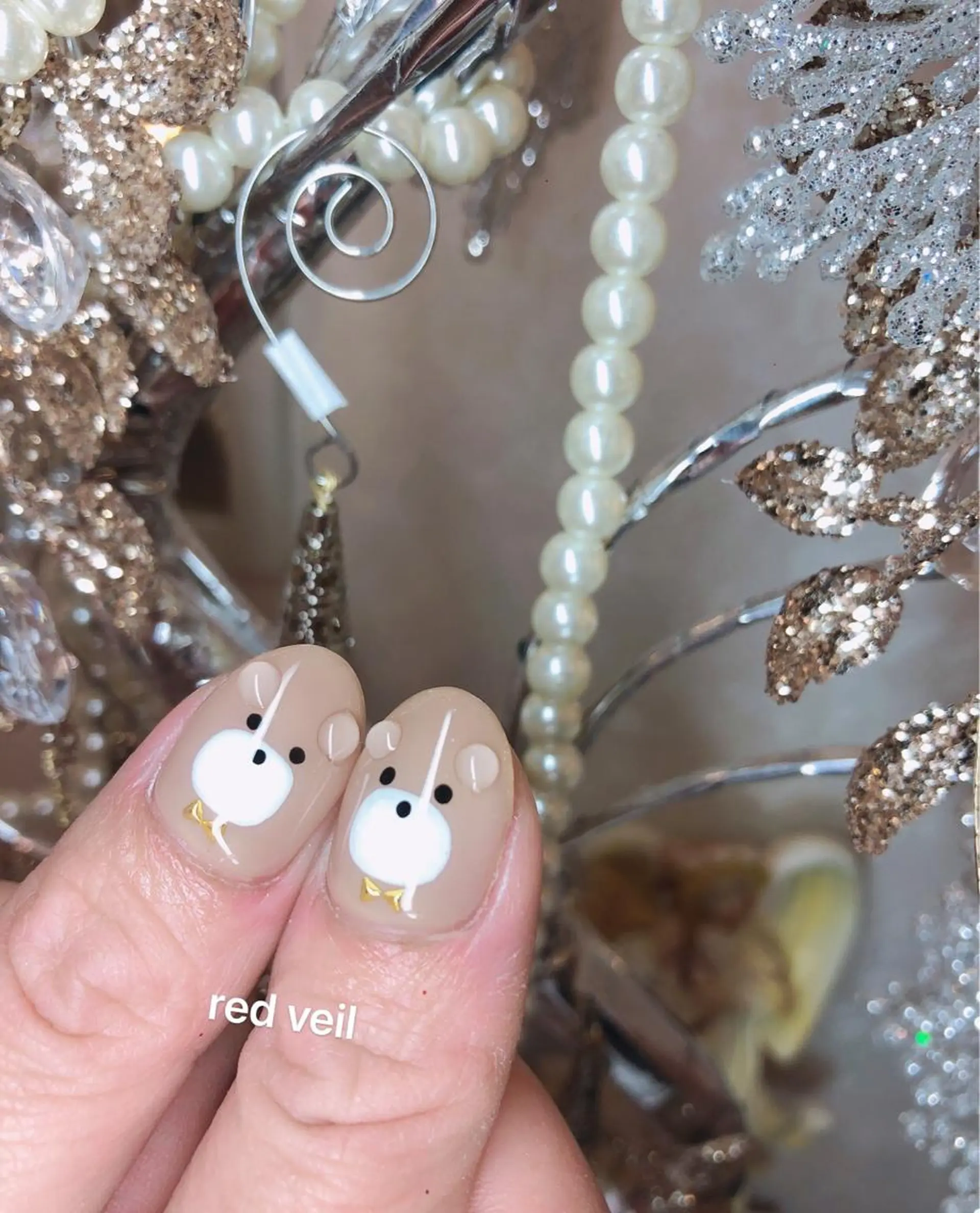 ミディアム ネイル ハンドネイル 長さ出し専門 nynaのネイルデザイン