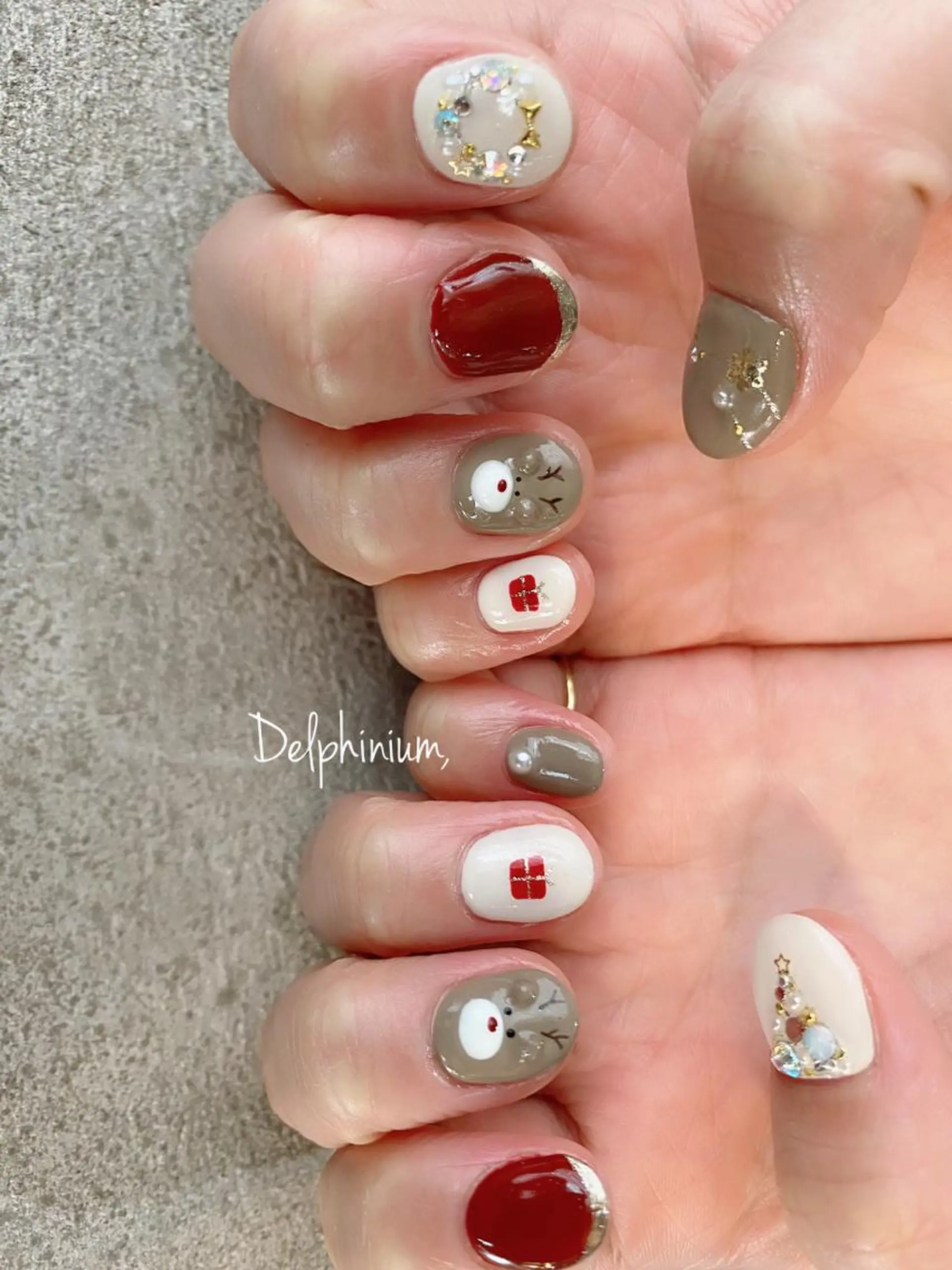 ネイル 冬ネイル クリスマス ハンドネイル 岡本 友恵のネイルデザイン
