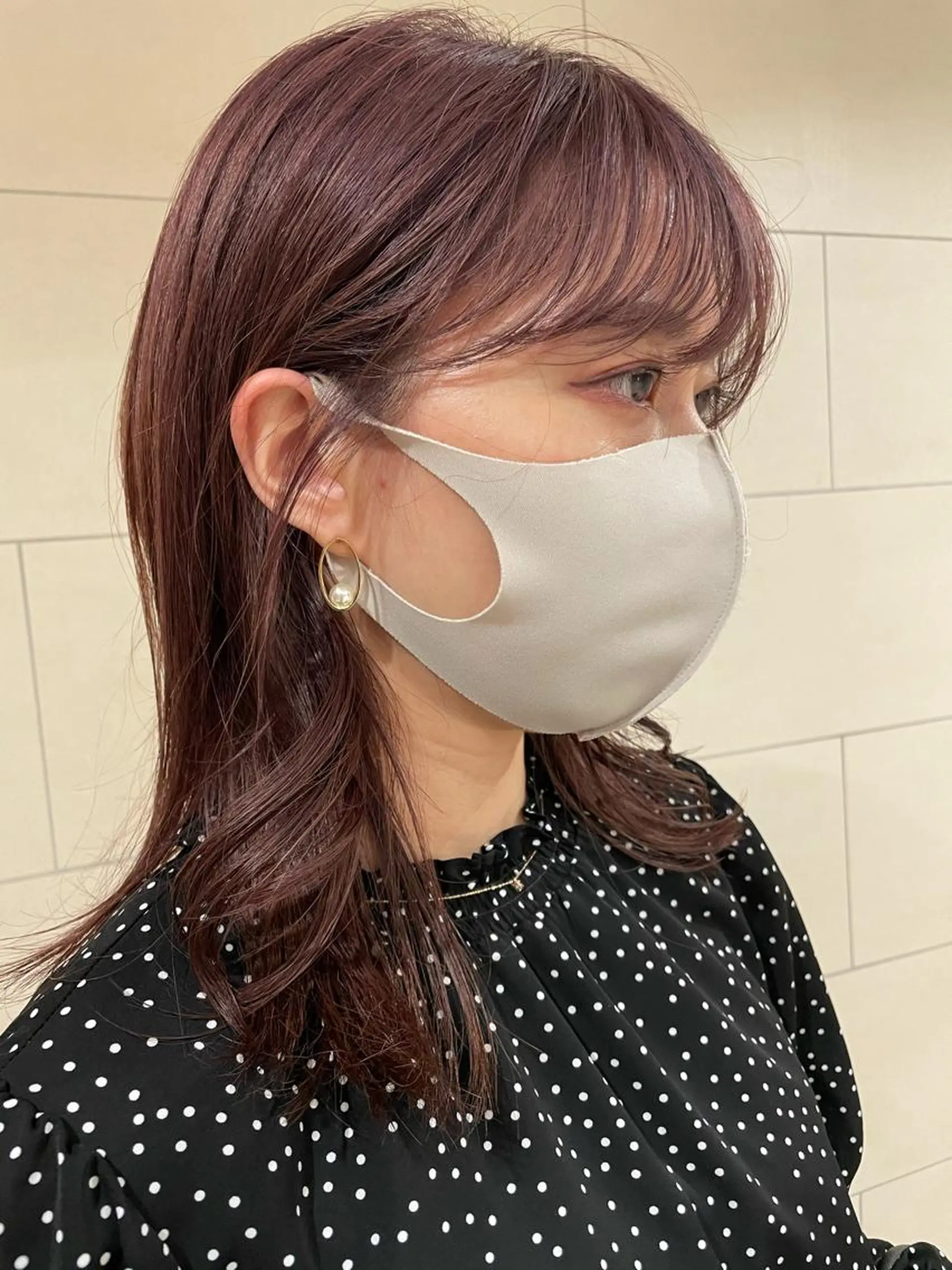 ミディアム カラー ベージュカラー ラベンダーカラー ラベンダーベージュ ケアブリーチ/ エクステ/レイヤーのヘアスタイル