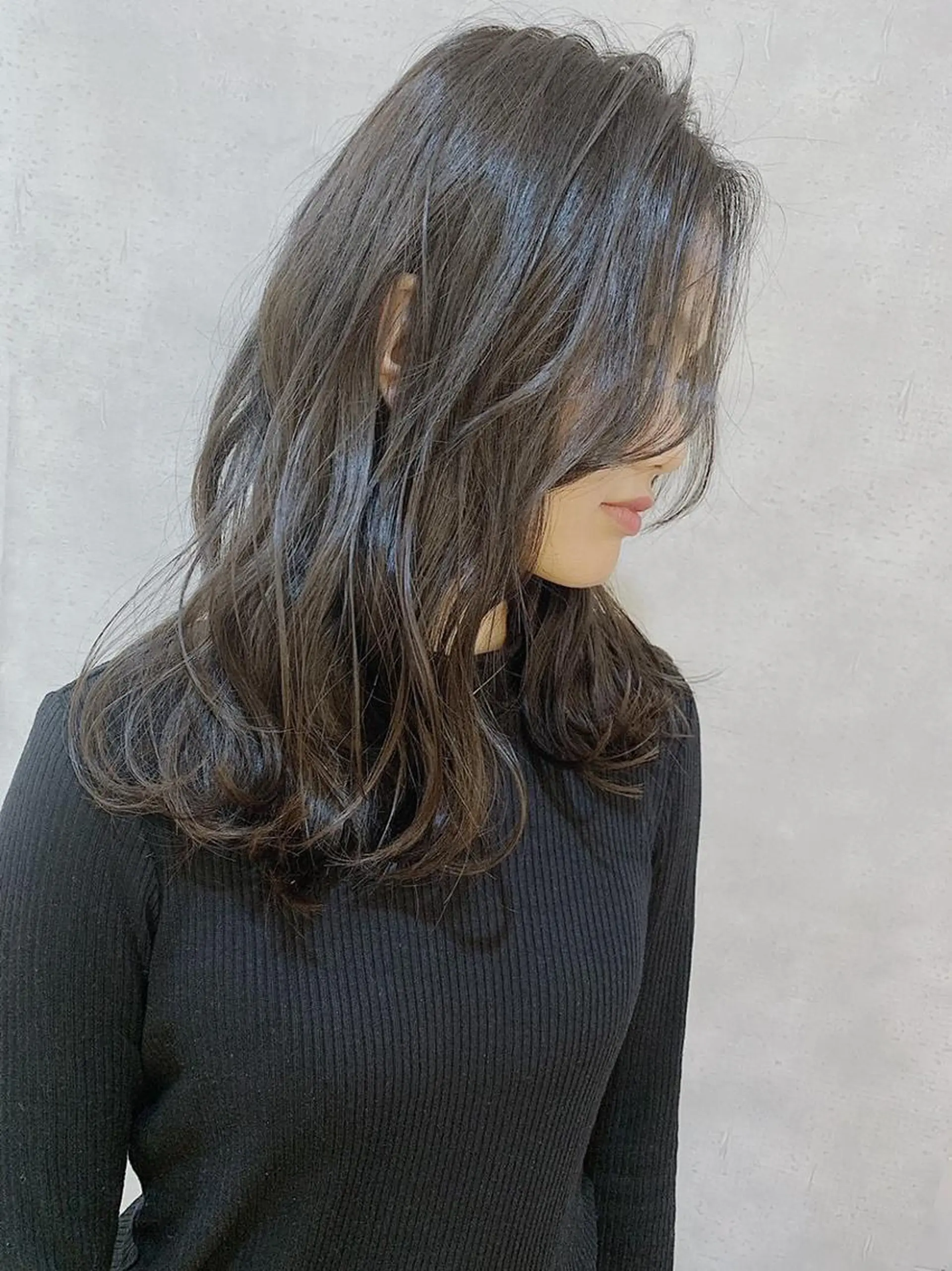 セミロング カラー アディクシーカラー ブリーチ ケアブリーチ ダブルカラー ハイライトカラー MOU namba ムウナンバのヘアスタイル