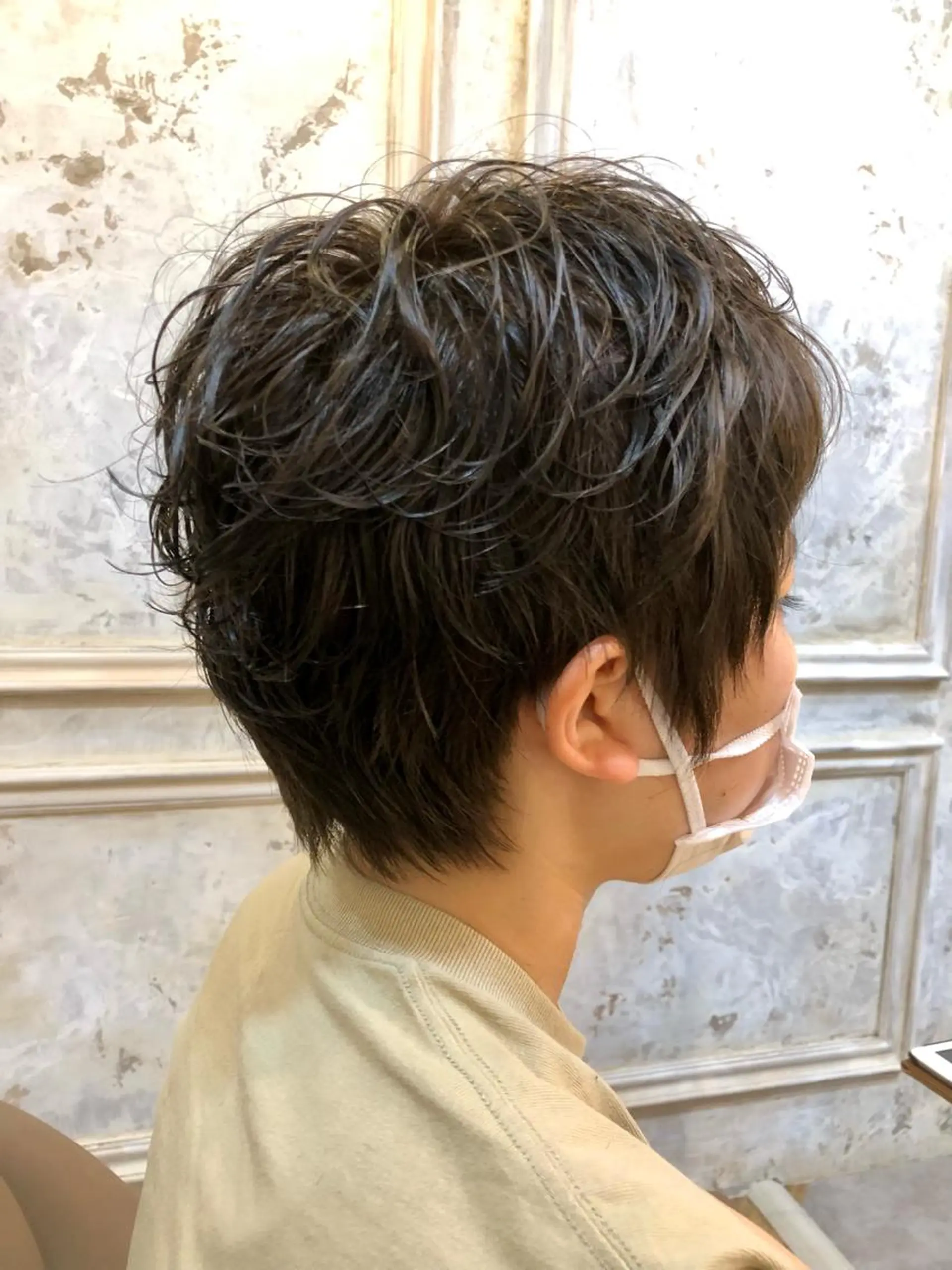 ショート カラー パーマ レイヤーカット Carina所属・セン北徒歩５分 キシタクのヘアスタイル