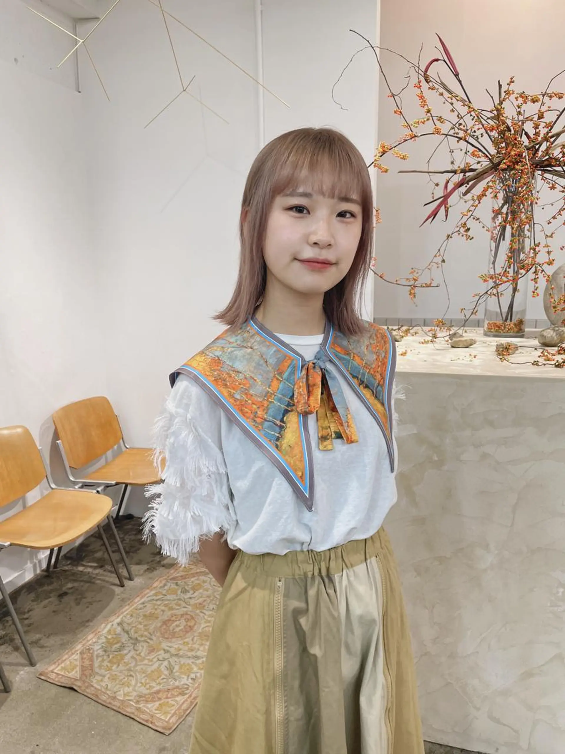 ミディアム カラー ベージュカラー ブリーチ ミルクティーベージュ 縮毛矯正 Belle BIANCA所属・スギヤマ ショウゴのヘアスタイル