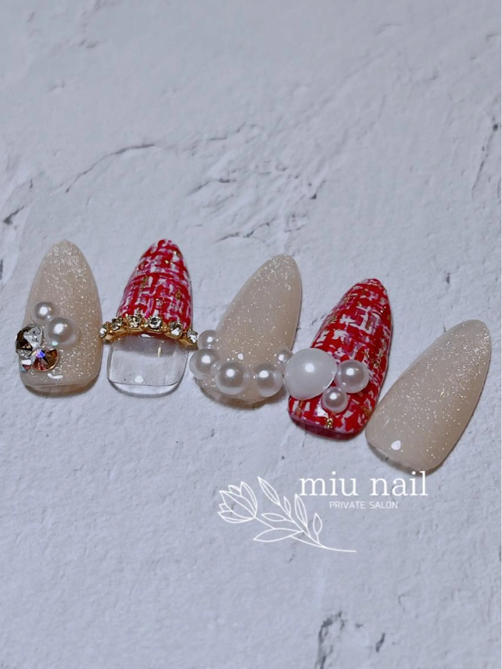 ネイル 杉本 孝美のネイルデザイン