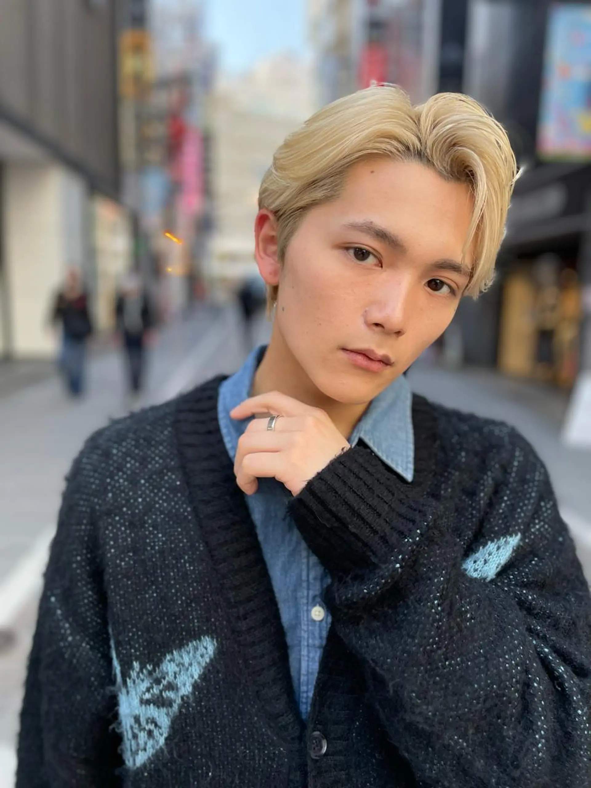 ミディアム カラー ハイトーンカラー RAF TOKYO所属・10月限定モニター 髪質改善美髪矯正のヘアスタイル