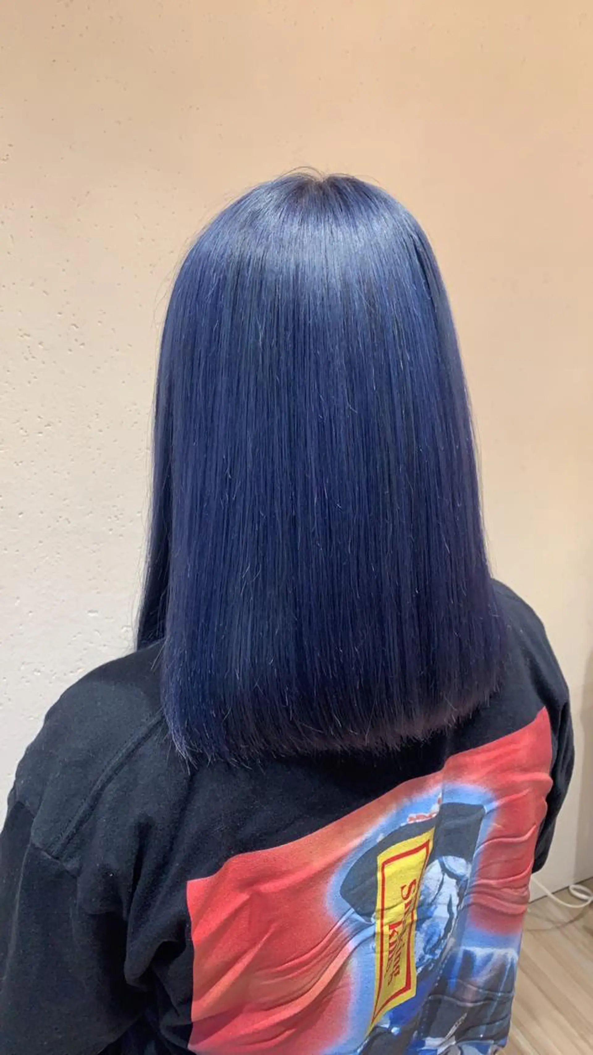 ミディアム カラー ネイビーカラー シルバー Blue 髪質改善 💎松藤 莉奈のヘアスタイル