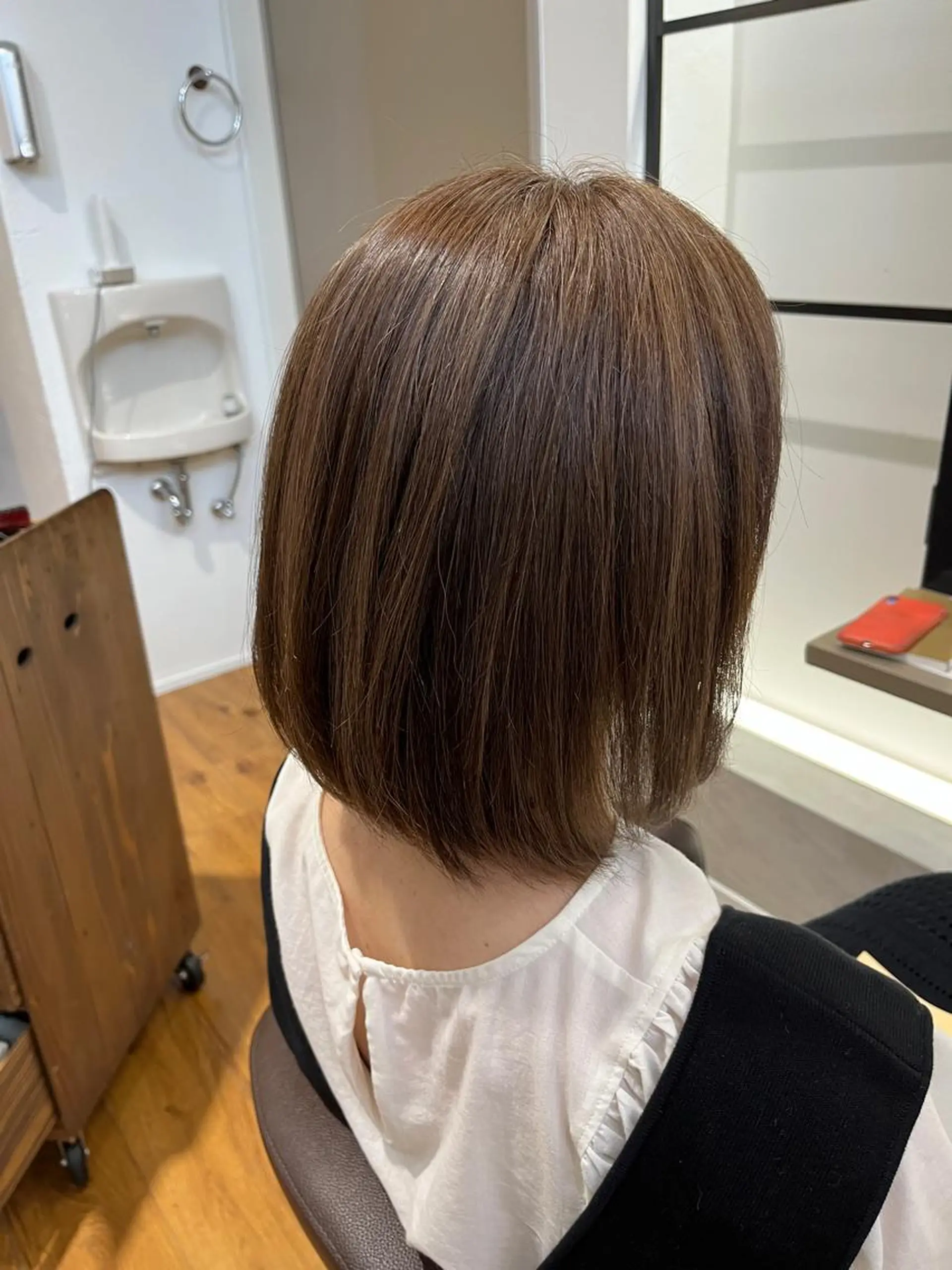 ミディアム カラー デザインカラー カット ヘアカラー トリートメント オギソ タカシのヘアスタイル