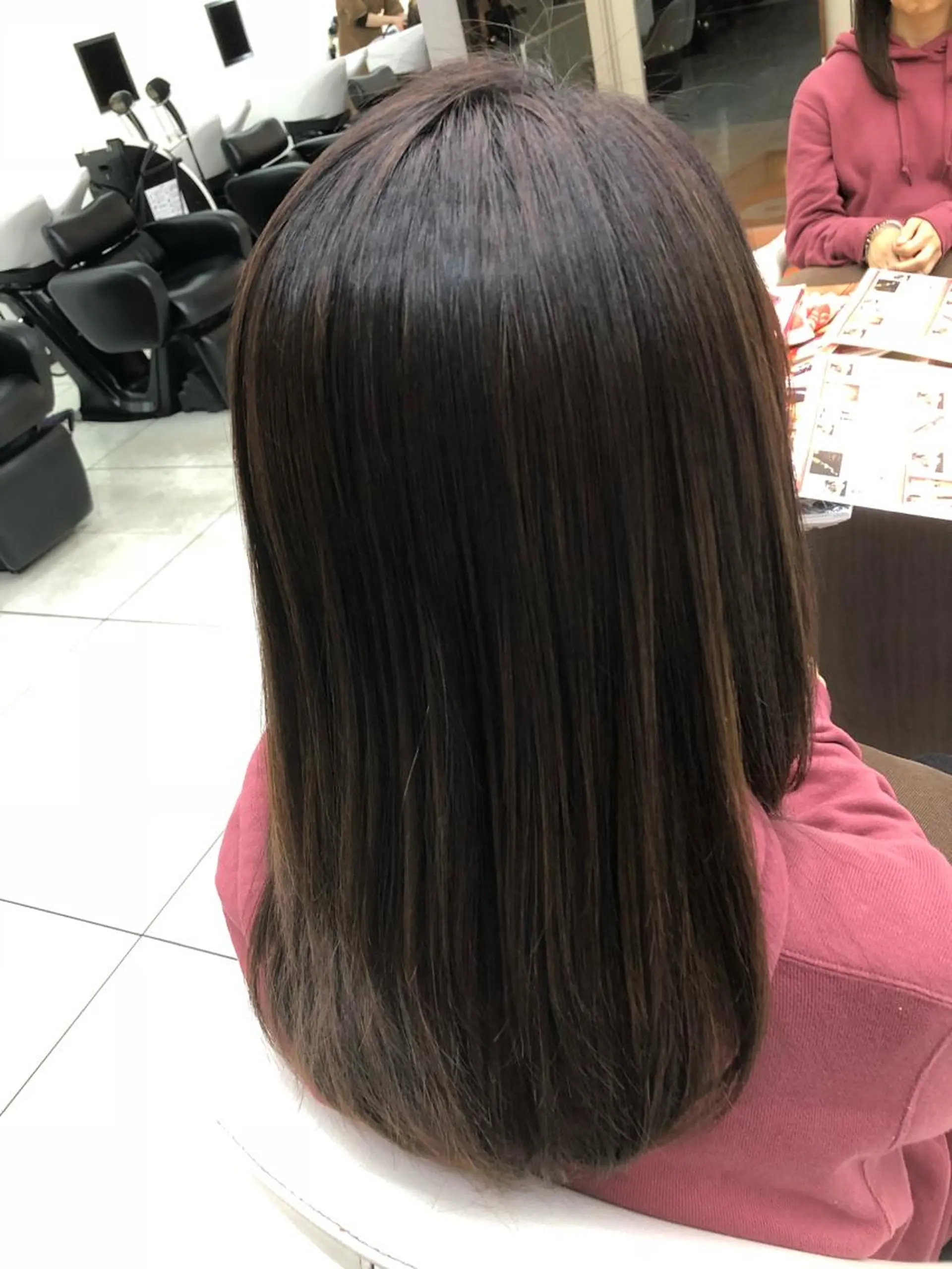 セミロング カラー 透明感カラー ハイライトカラー メッシュ ハイライト 岩崎 裕司のヘアスタイル