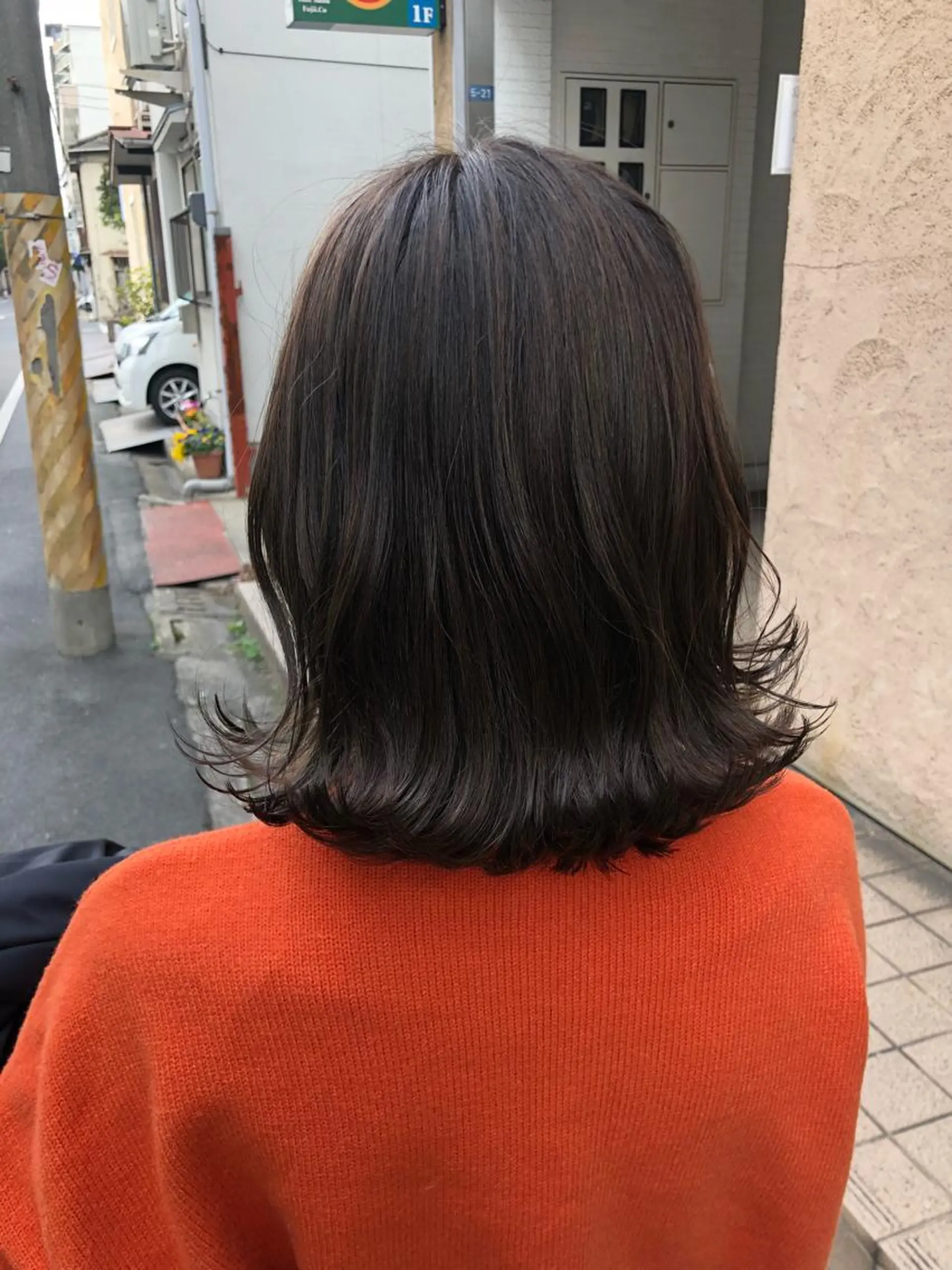 ミディアム 國次 夕貴のヘアスタイル