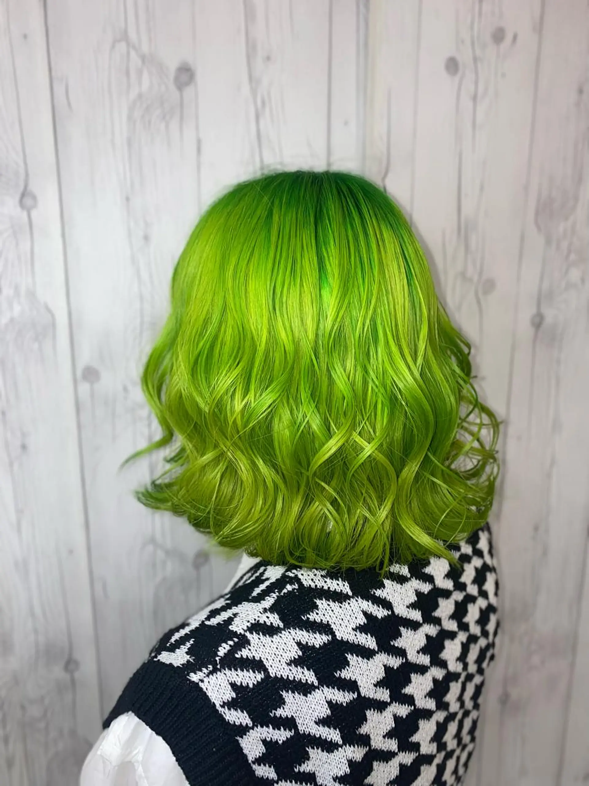 ミディアム ゆぴ☾‪/推しカラー /ハイトーンのヘアスタイル