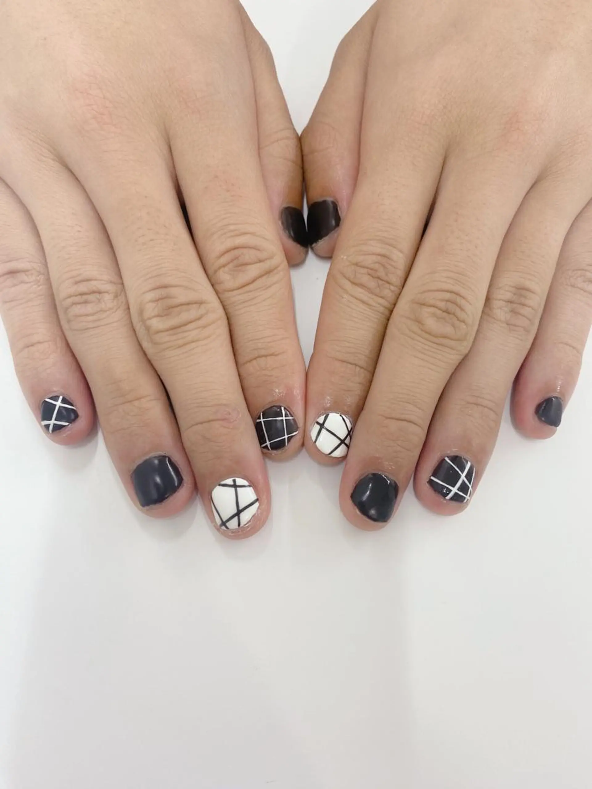 ネイル メンズネイル ワンカラーネイル Eos  eyelash &nail所属・SHOKO SATOのネイルデザイン