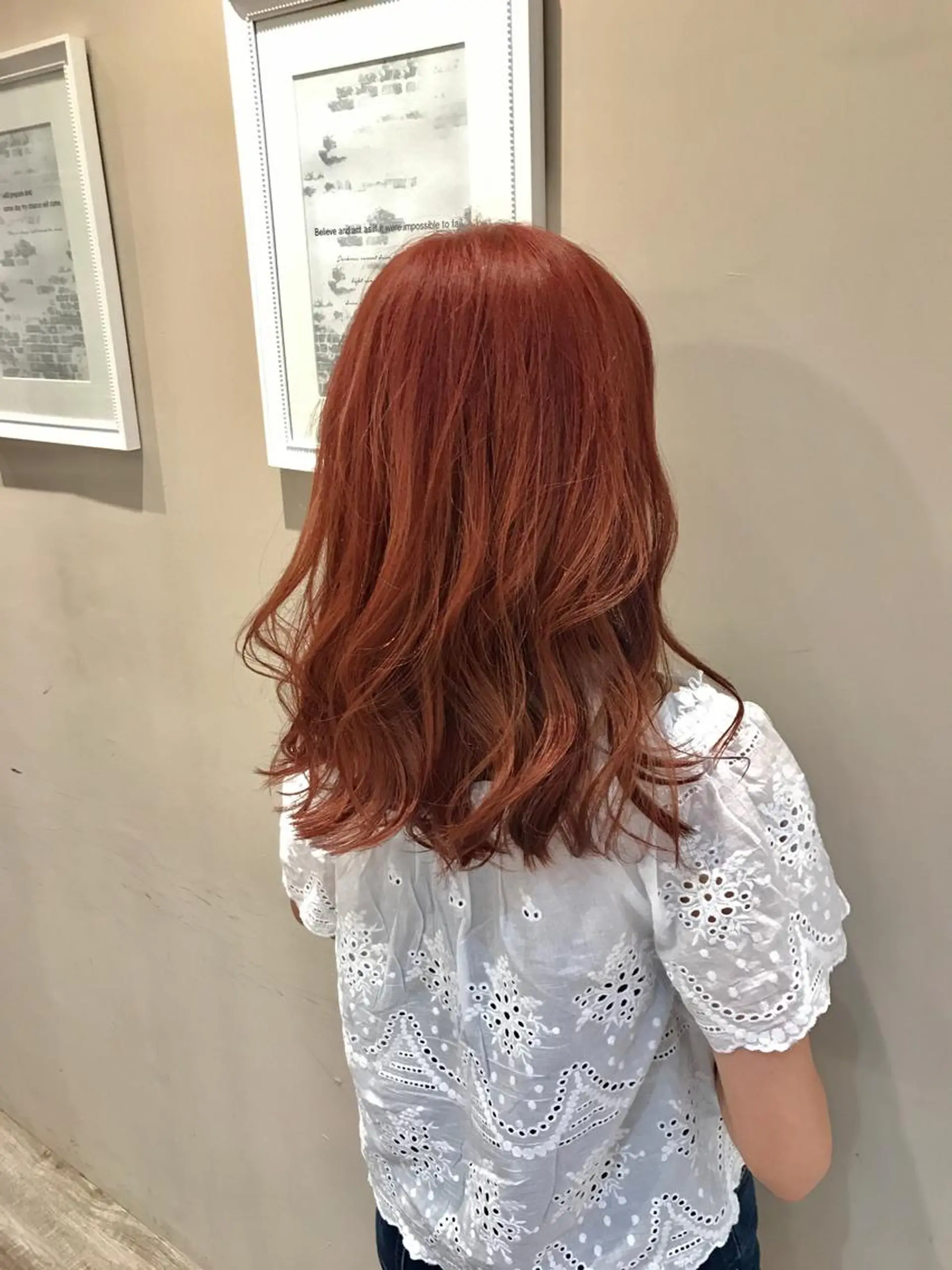 セミロング カラー ピンクカラー 神野 雅樹のヘアスタイル